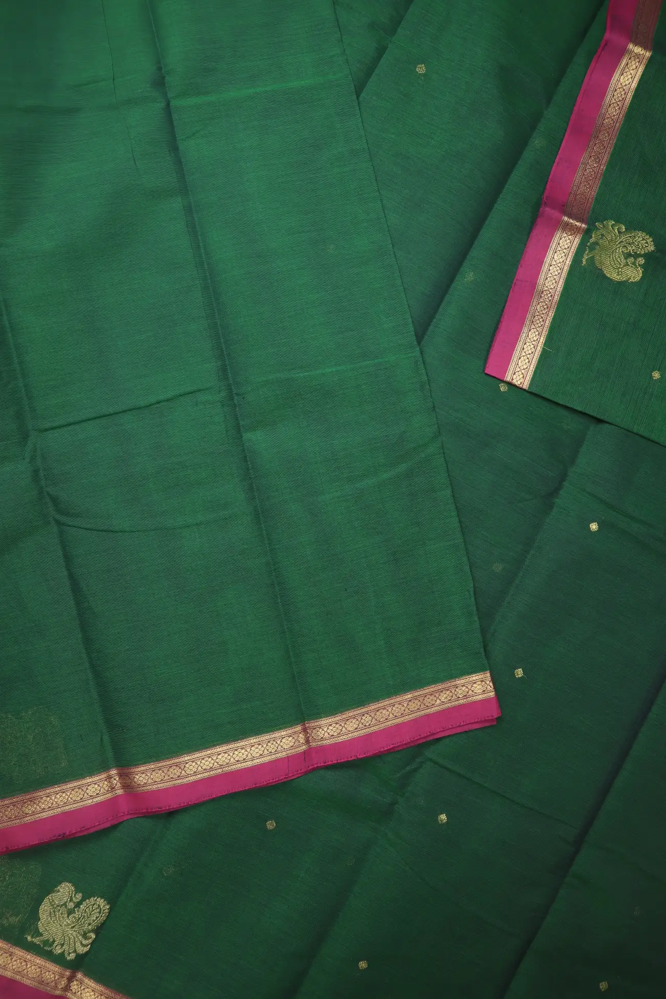 dark-green-kamalam-butta-deer-peacock-kanchi-cotton-saree-uu005684-e