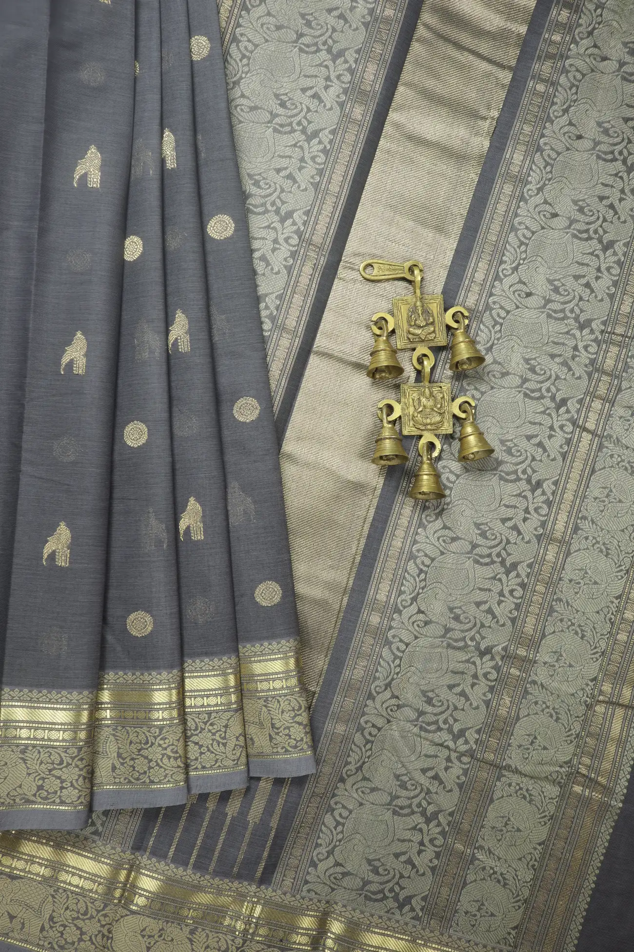 gray-elephant-bird-kanchi-cotton-saree-uu005682-a