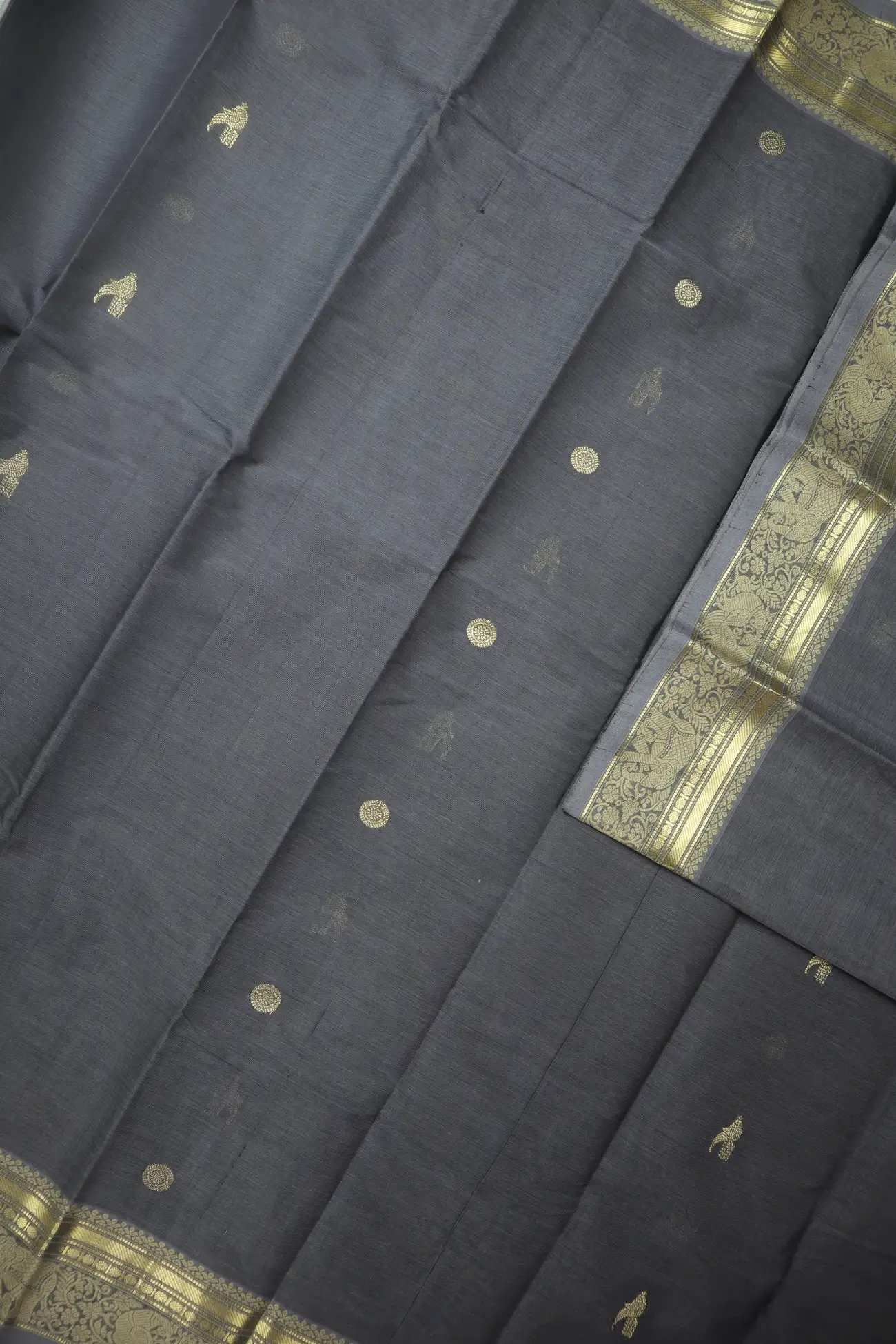 gray-elephant-bird-kanchi-cotton-saree-uu005682-d