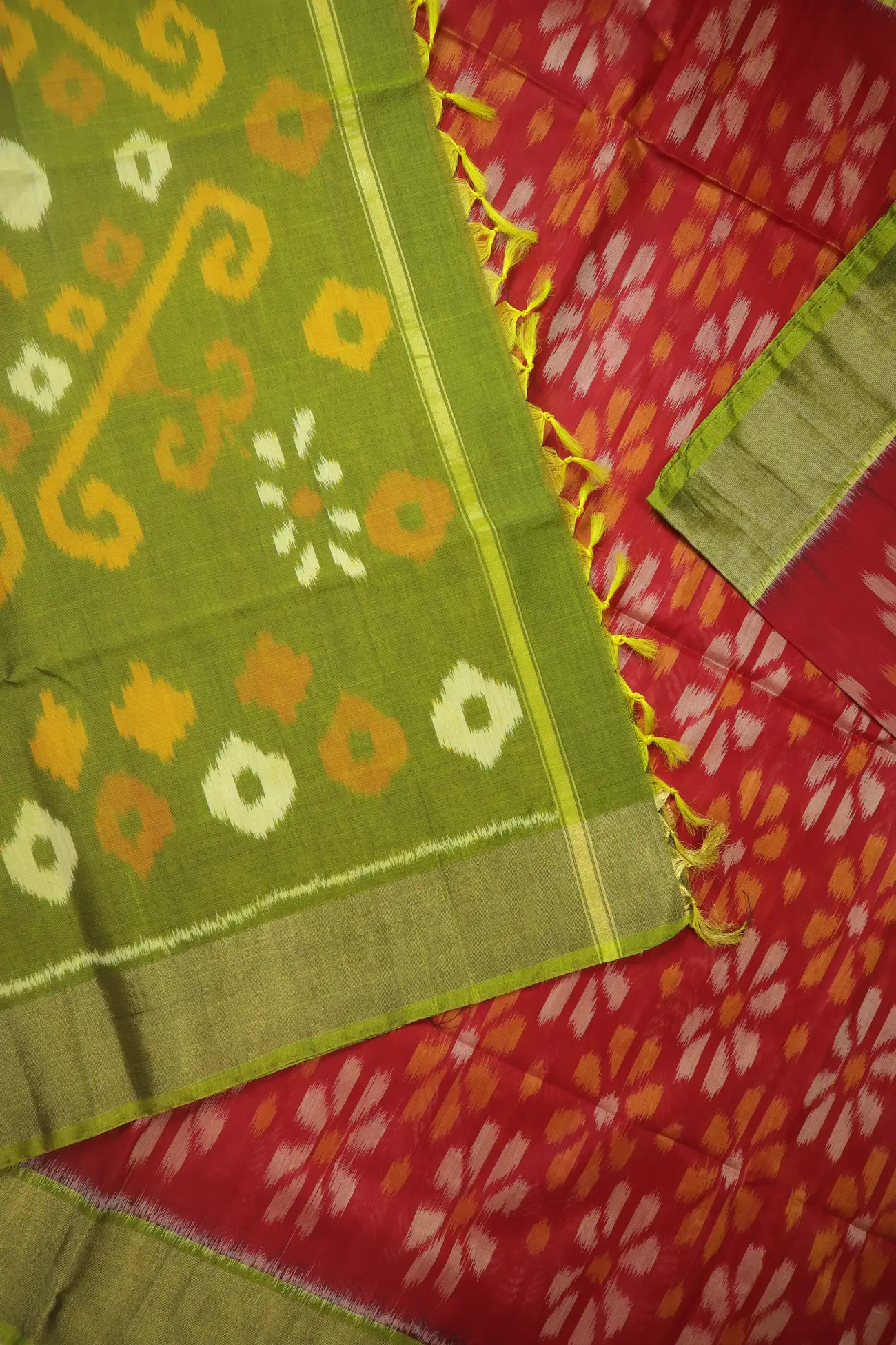 red-ikat-pochampally-silk-cotton-saree-sc003133-c
