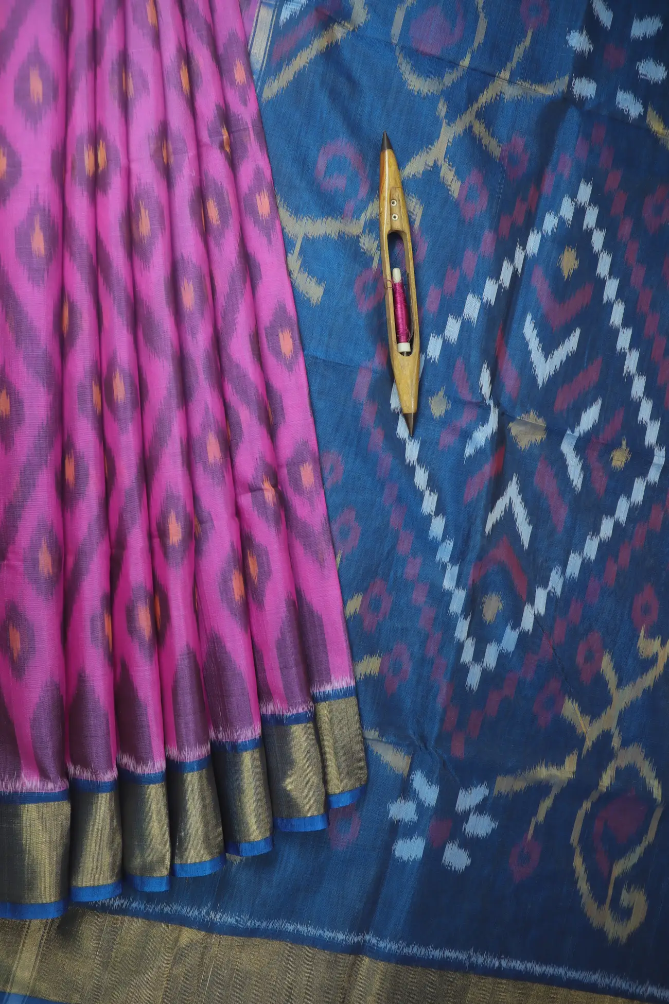 pink-flower-ikat-pochampally-silk-cotton-saree-sc003135-a