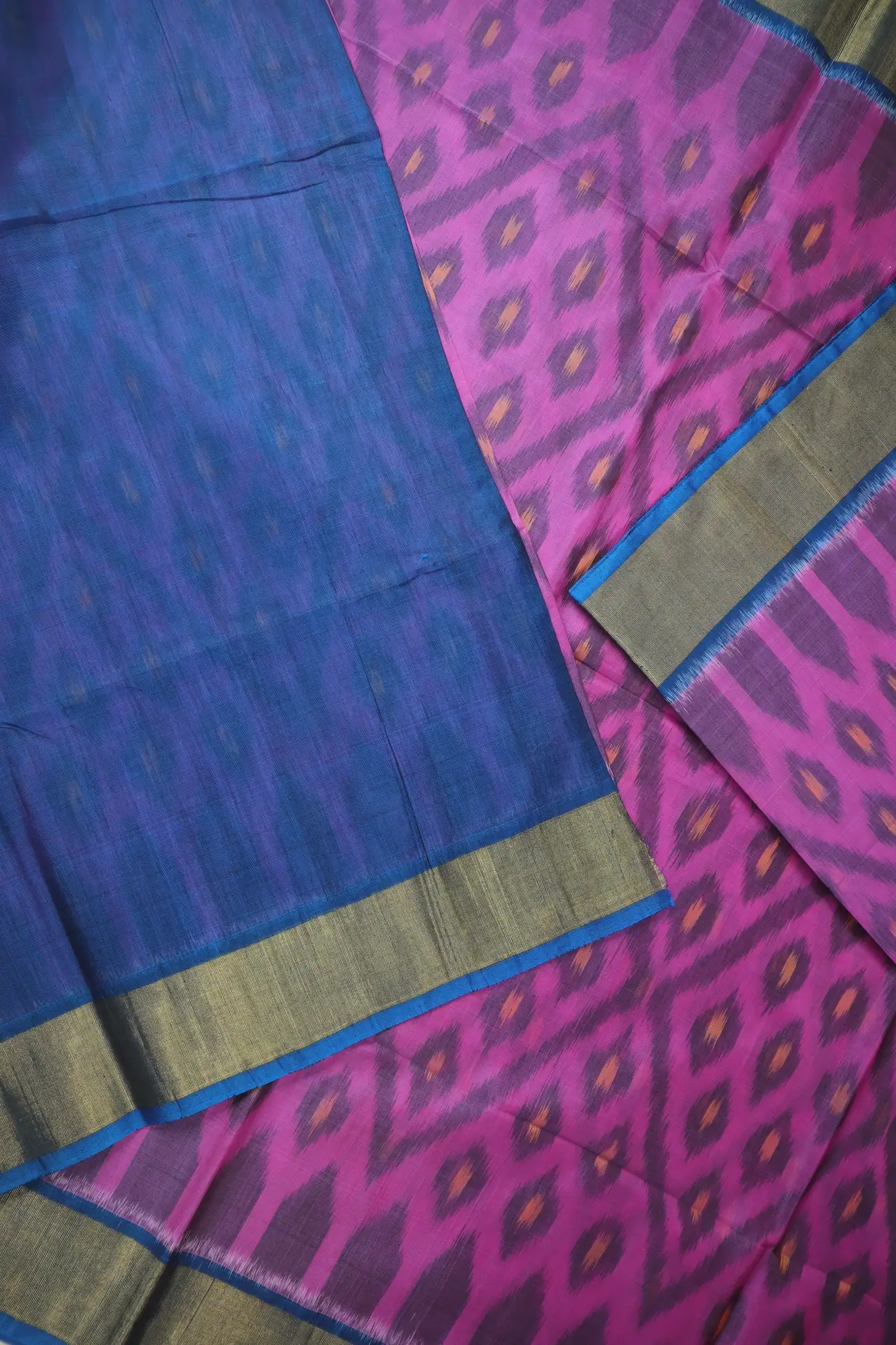 pink-flower-ikat-pochampally-silk-cotton-saree-sc003135-e