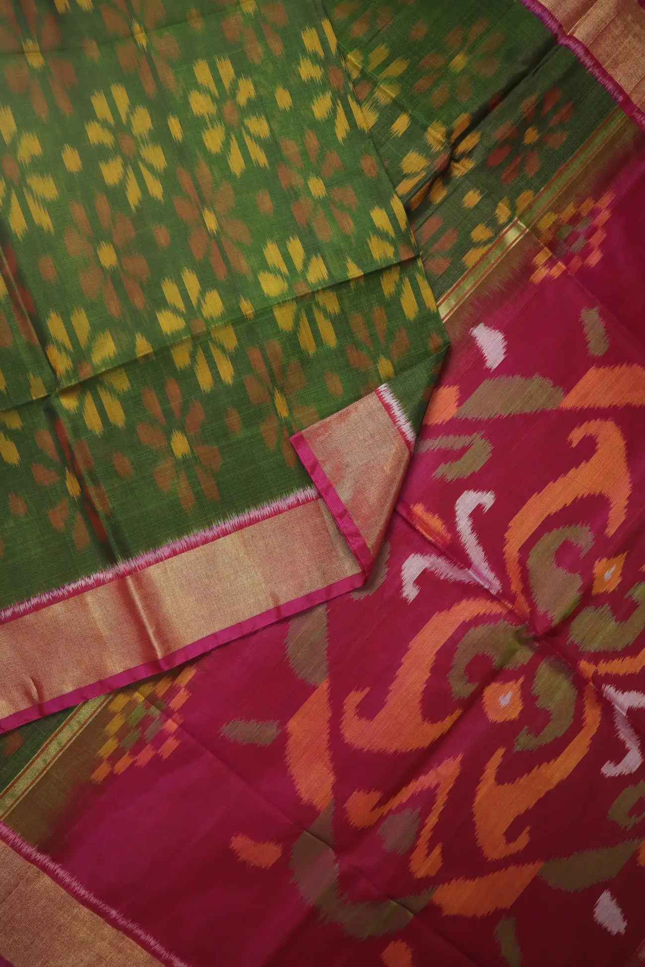 green-flower-ikat-pochampally-silk-cotton-saree-sc003158-c