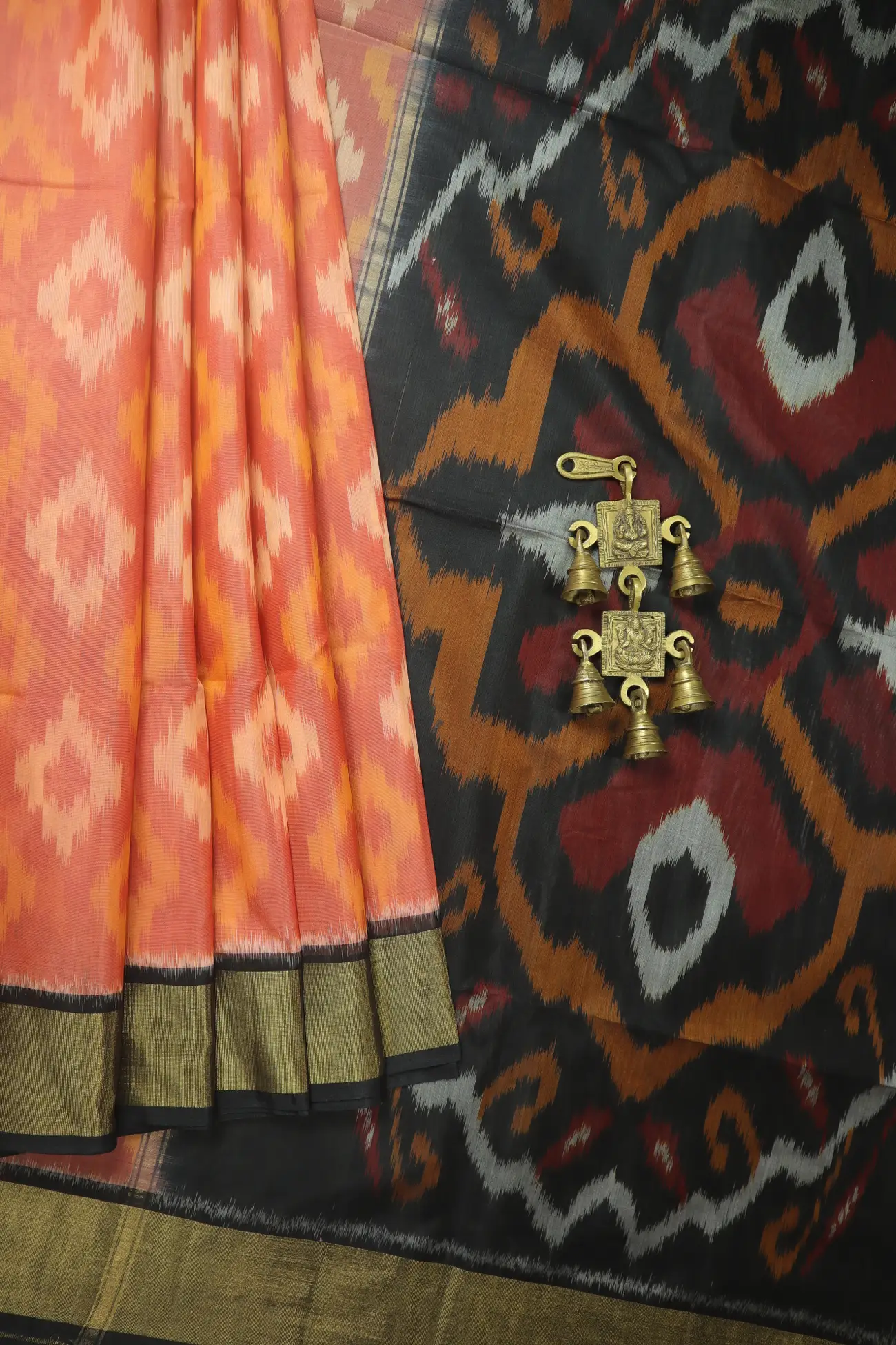 orange-flower-ikat-pochampally-silk-cotton-saree-sc003160-a