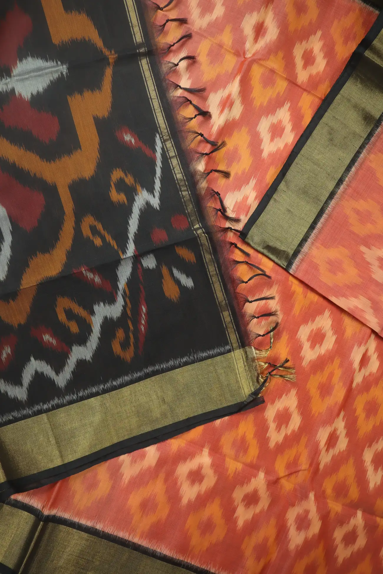 orange-flower-ikat-pochampally-silk-cotton-saree-sc003160-b