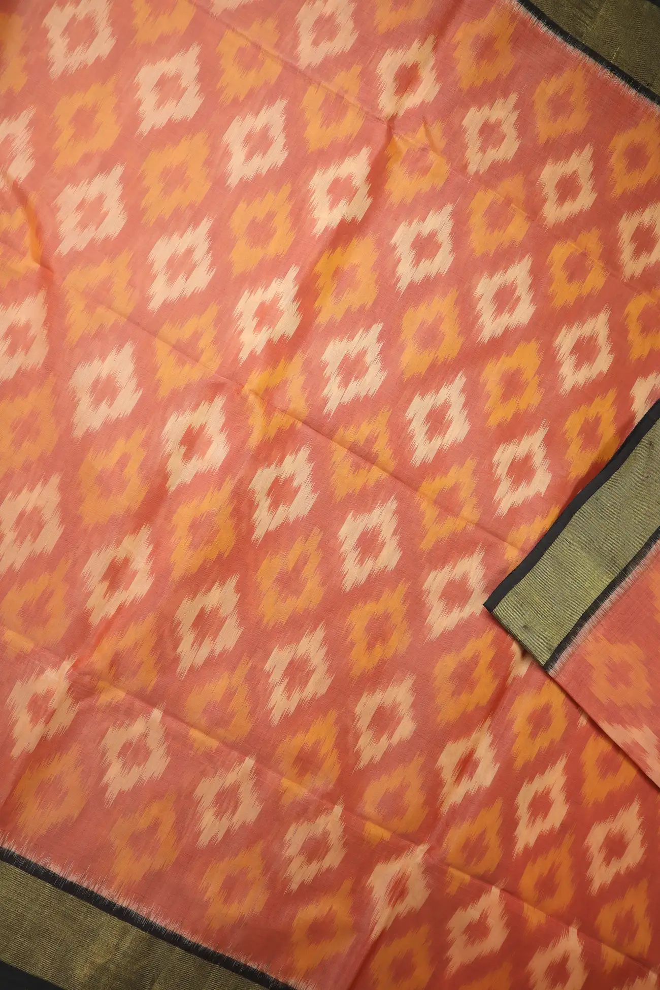 orange-flower-ikat-pochampally-silk-cotton-saree-sc003160-d