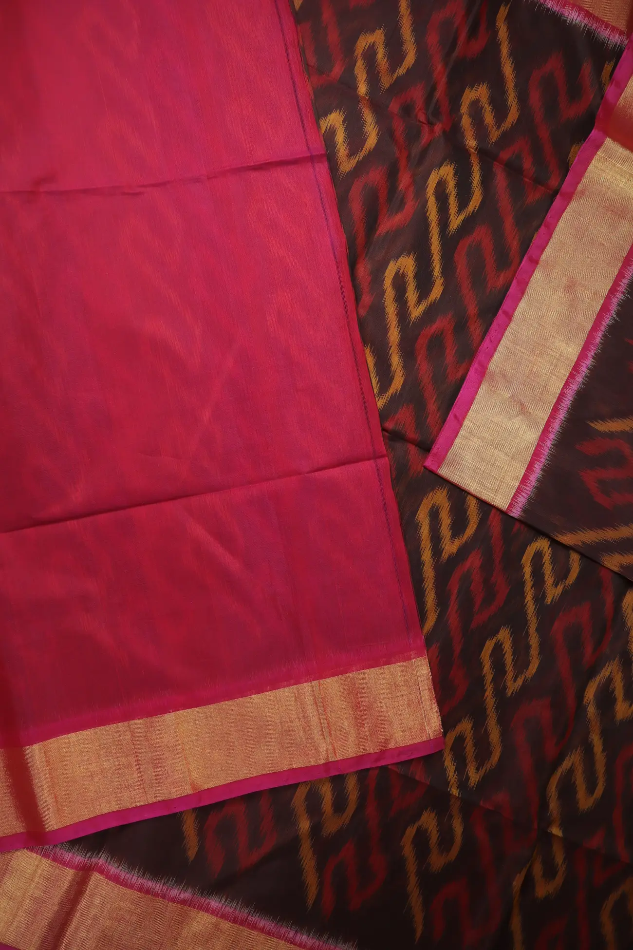 coffee-brown-ikat-pochampally-silk-cotton-saree-sc003144-e
