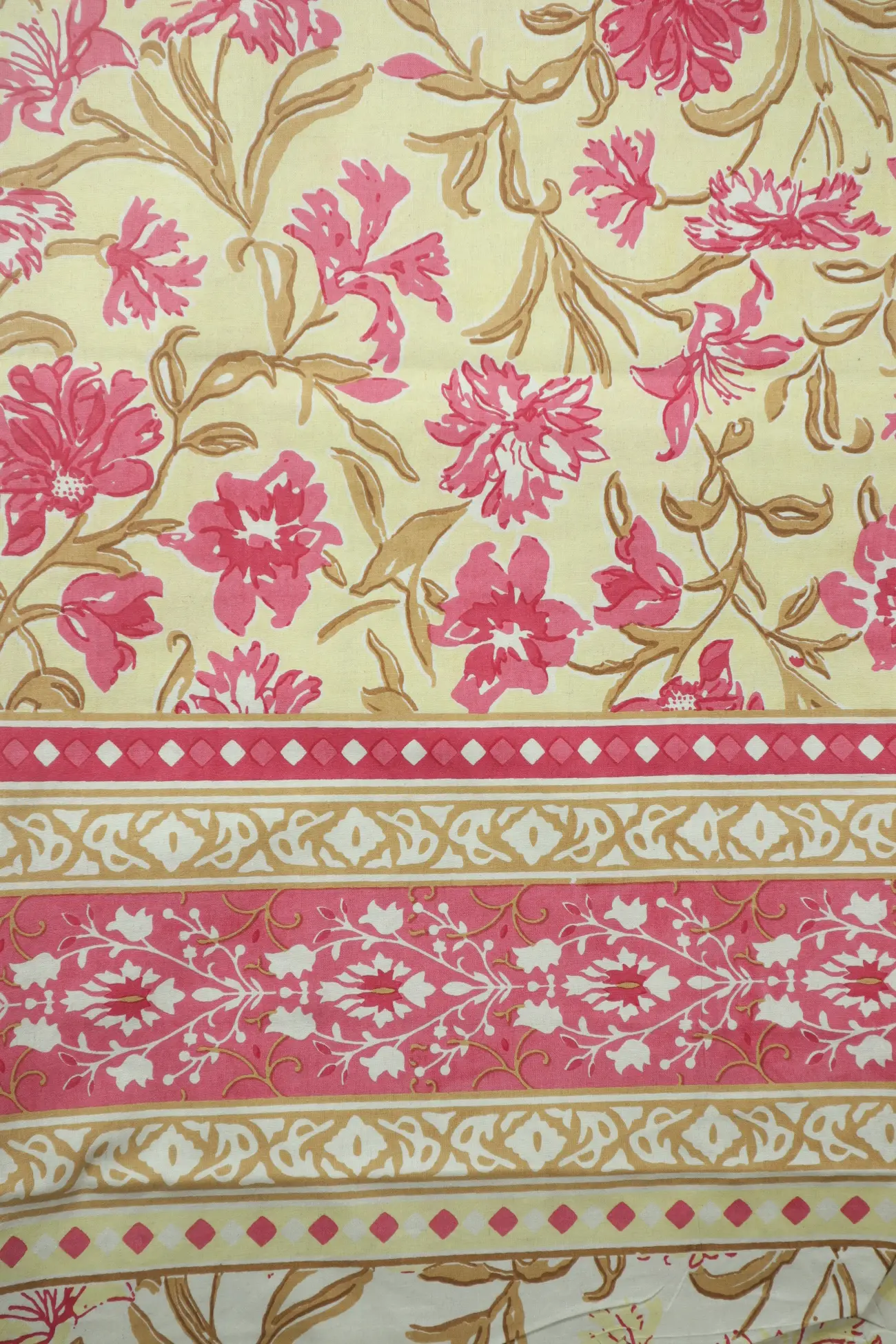 white-flower-bedspread-bss000011-a