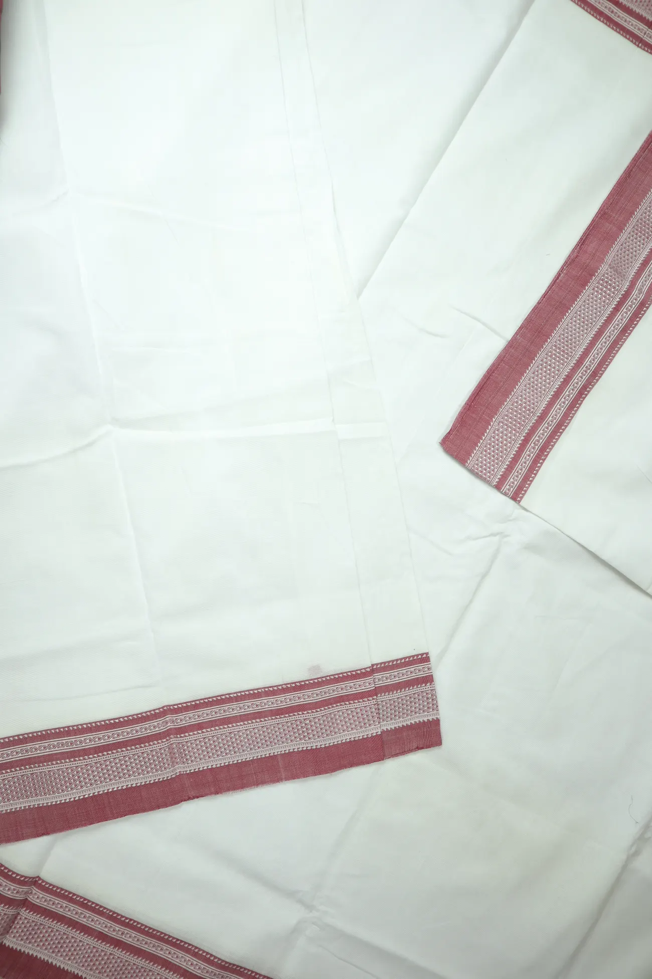 white-plain-mayil-kan-khun-saree-llkal-saree-sp000119-e