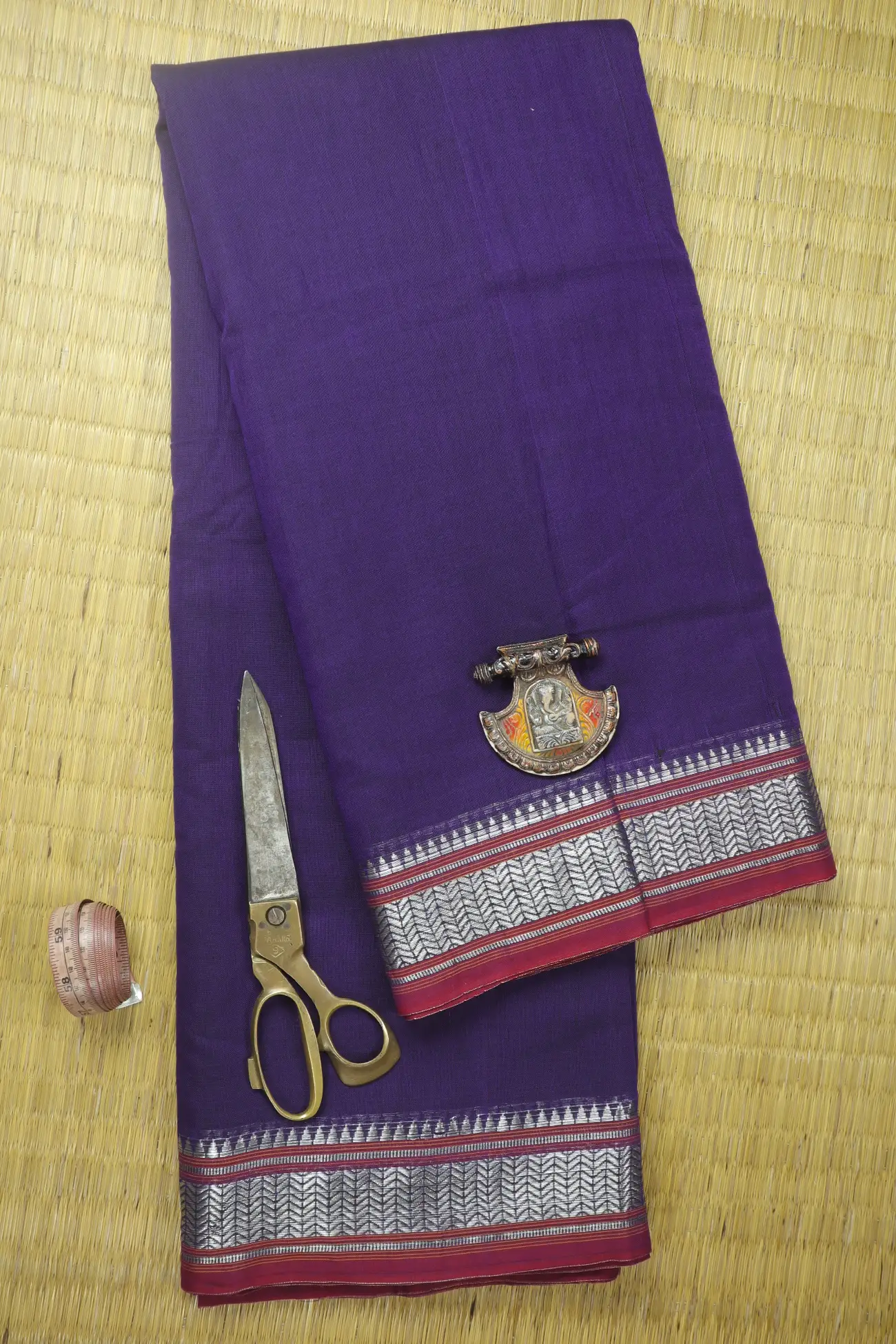 indigo-temple-zigzag-narayanpet-fabric-soft-cotton-fabric-pf000220-a