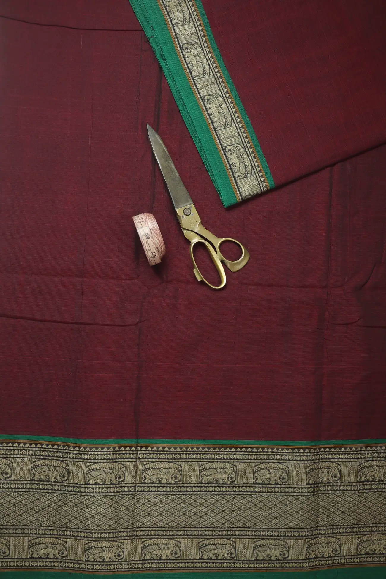 maroon-elephant-ruthratcham-narayanpet-fabric-soft-cotton-fabric-pf000225-b