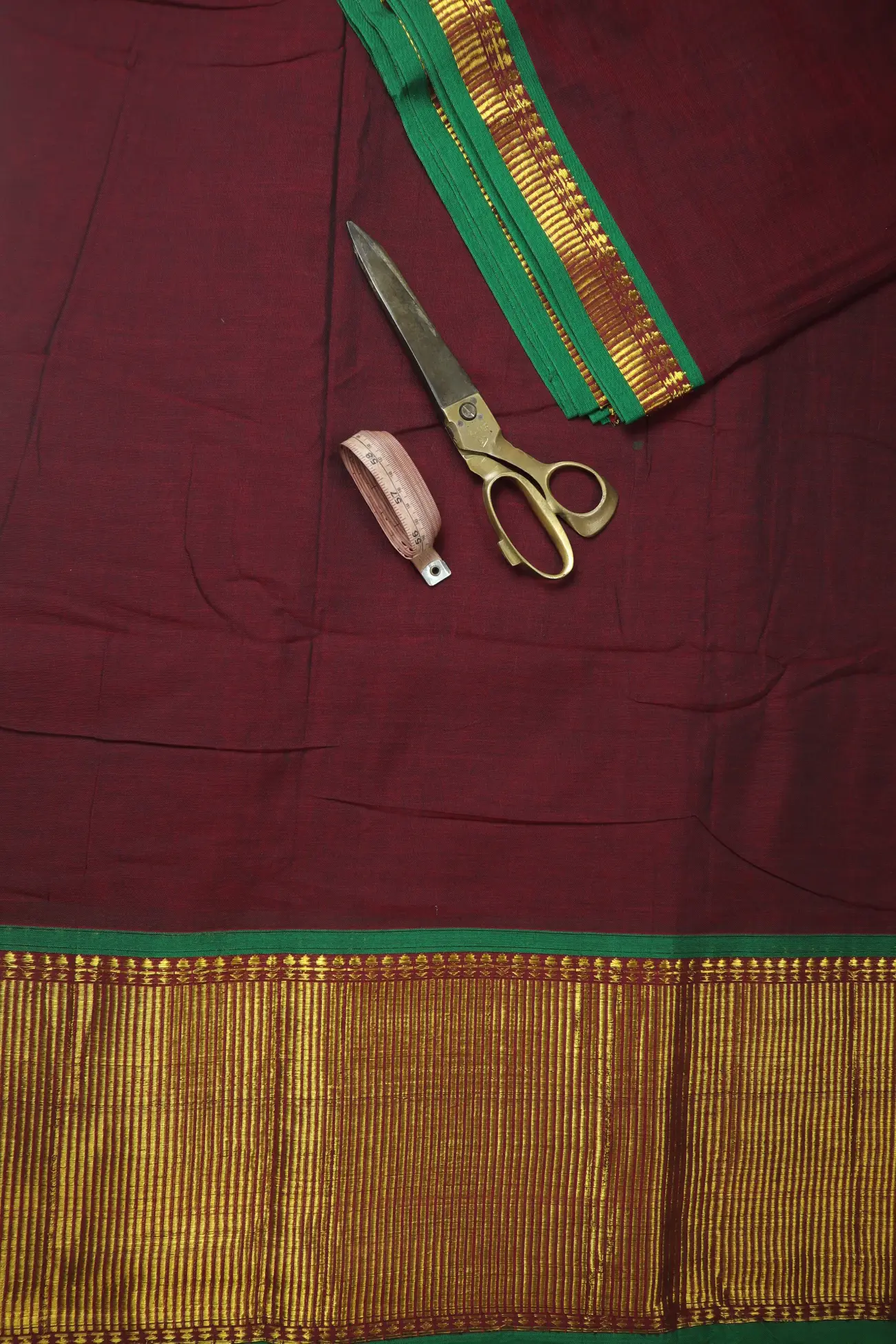 dark-maroon-bavanji-border-narayanpet-fabric-soft-cotton-fabric-pf000501-b