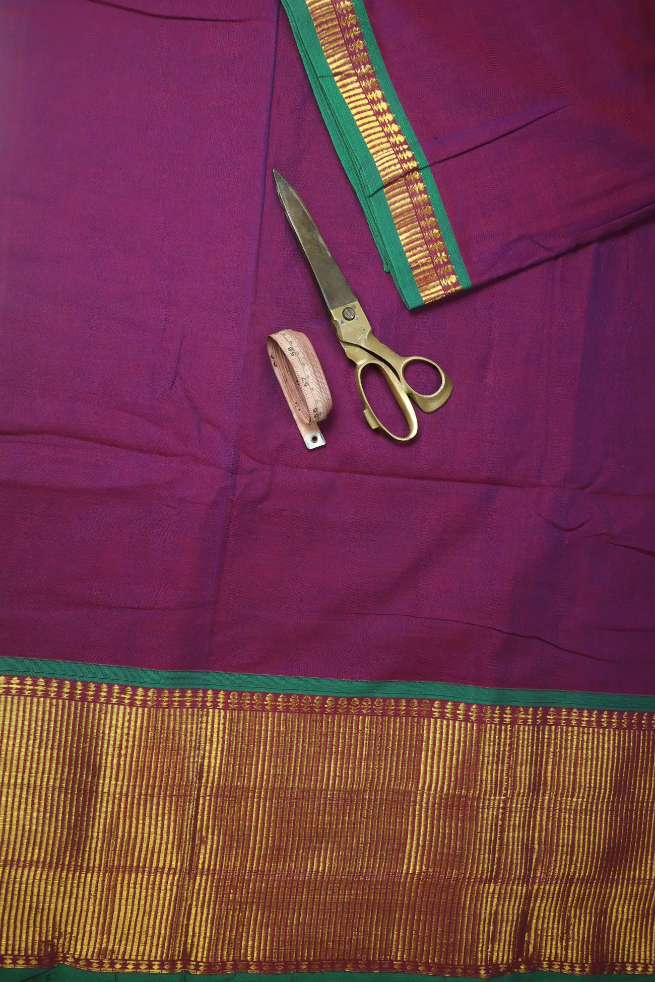 dark-magenta-vertical-stripes-narayanpet-fabric-soft-cotton-fabric-pf000519-b