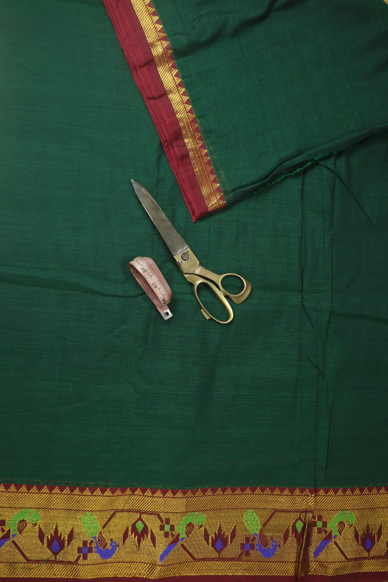 dark-green-paithani-design-narayanpet-fabric-soft-cotton-fabric-pf000520-b