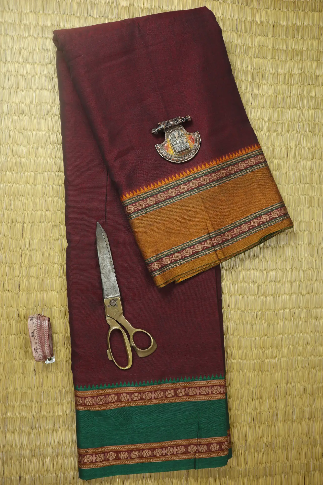 maroon-ruthratcham-temple-narayanpet-fabric-soft-cotton-fabric-pf000534-a