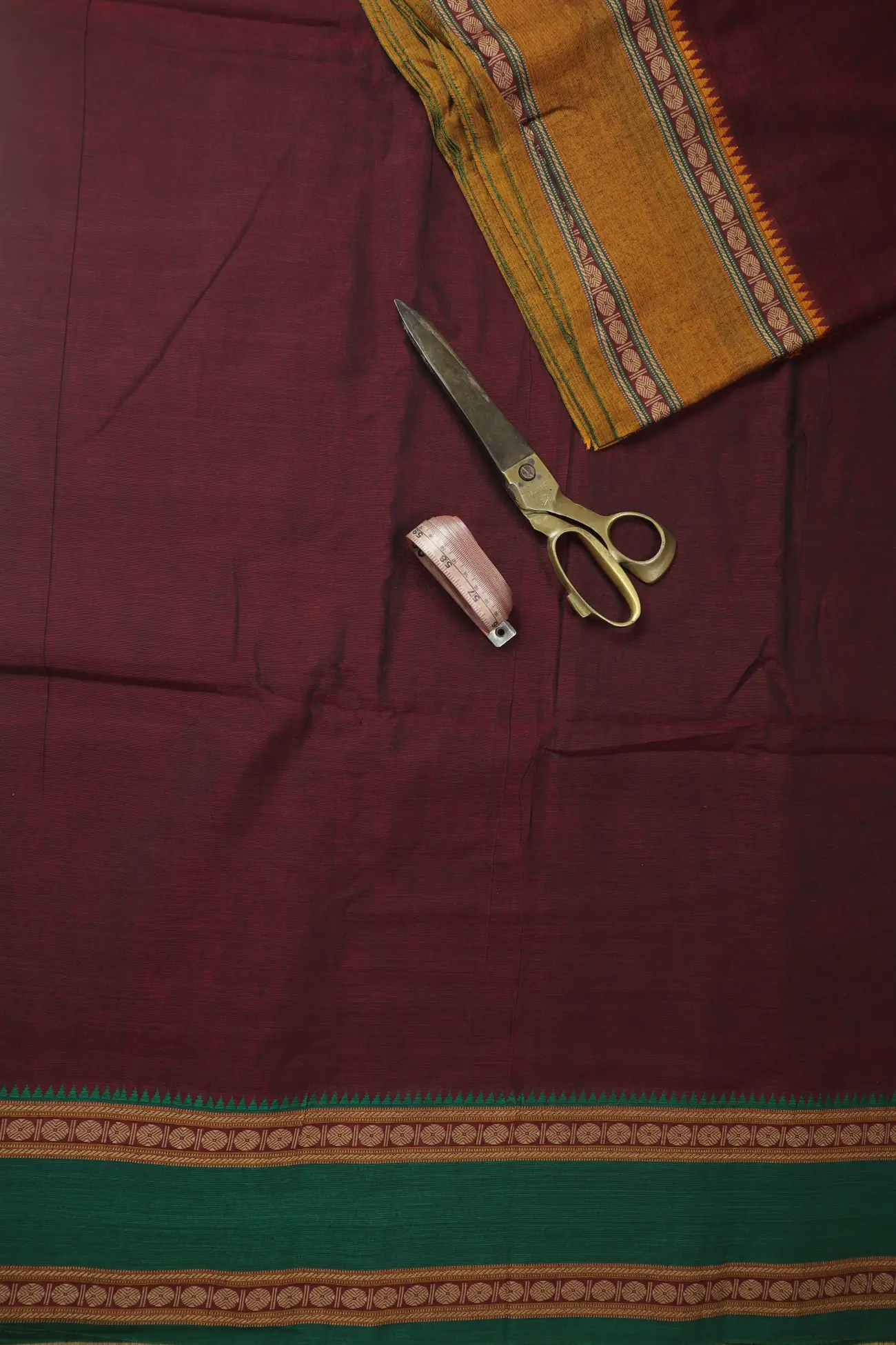 maroon-ruthratcham-temple-narayanpet-fabric-soft-cotton-fabric-pf000534-b