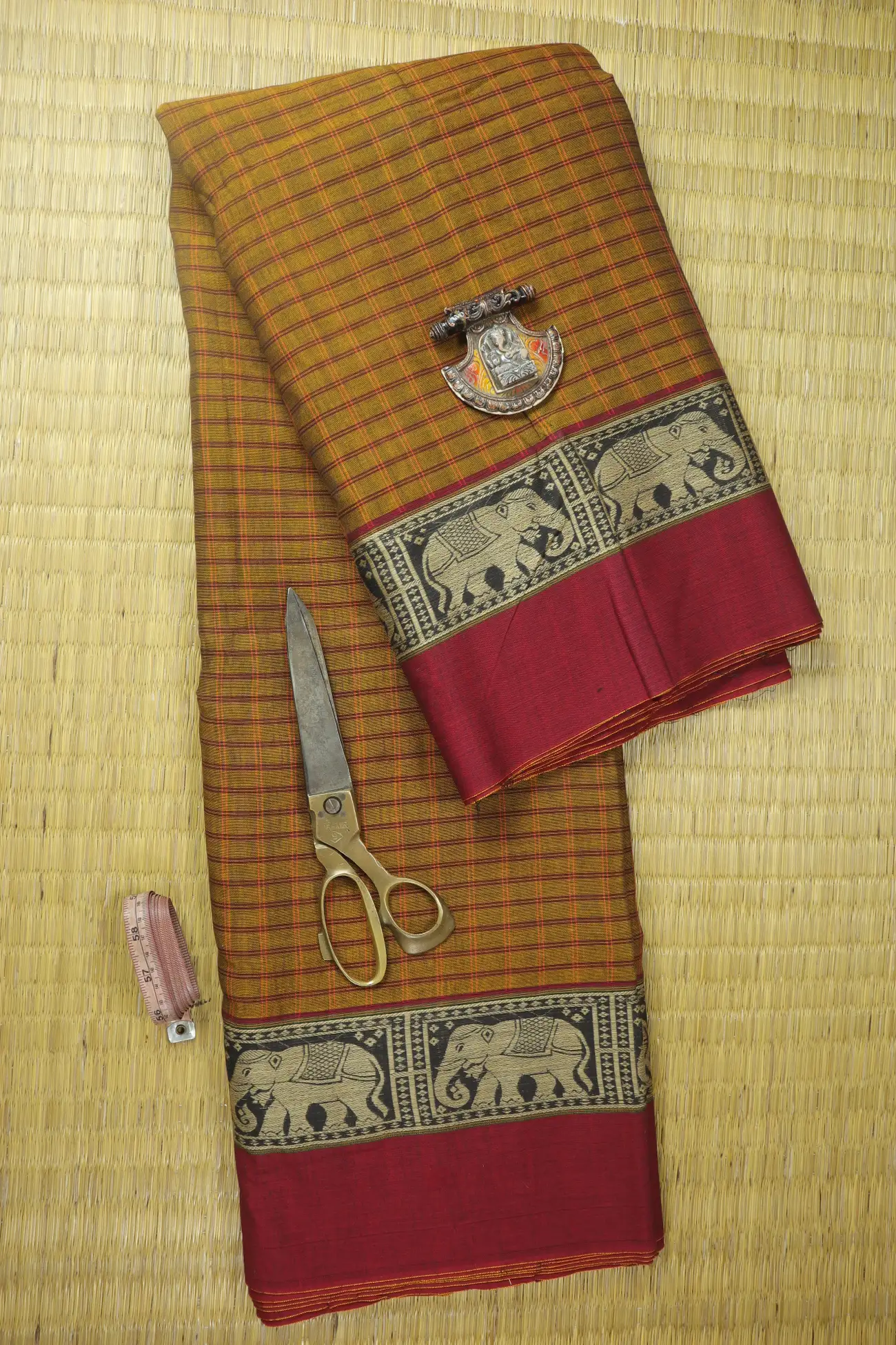 brown-elephant-checked-narayanpet-fabric-soft-cotton-fabric-pf000543-a