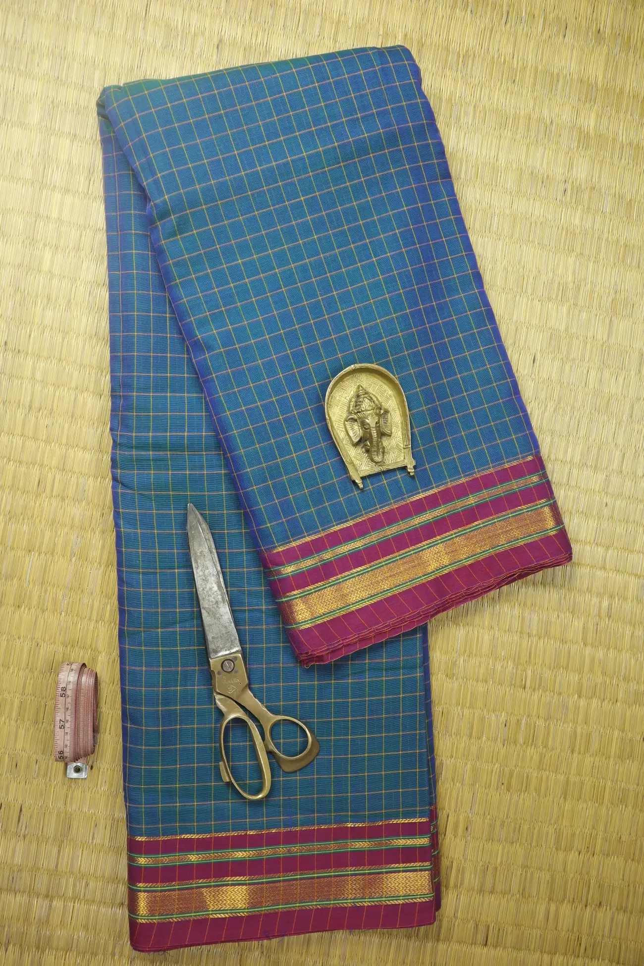 peacock-blue-zigzag-narayanpet-fabric-soft-cotton-fabric-pf000547-a