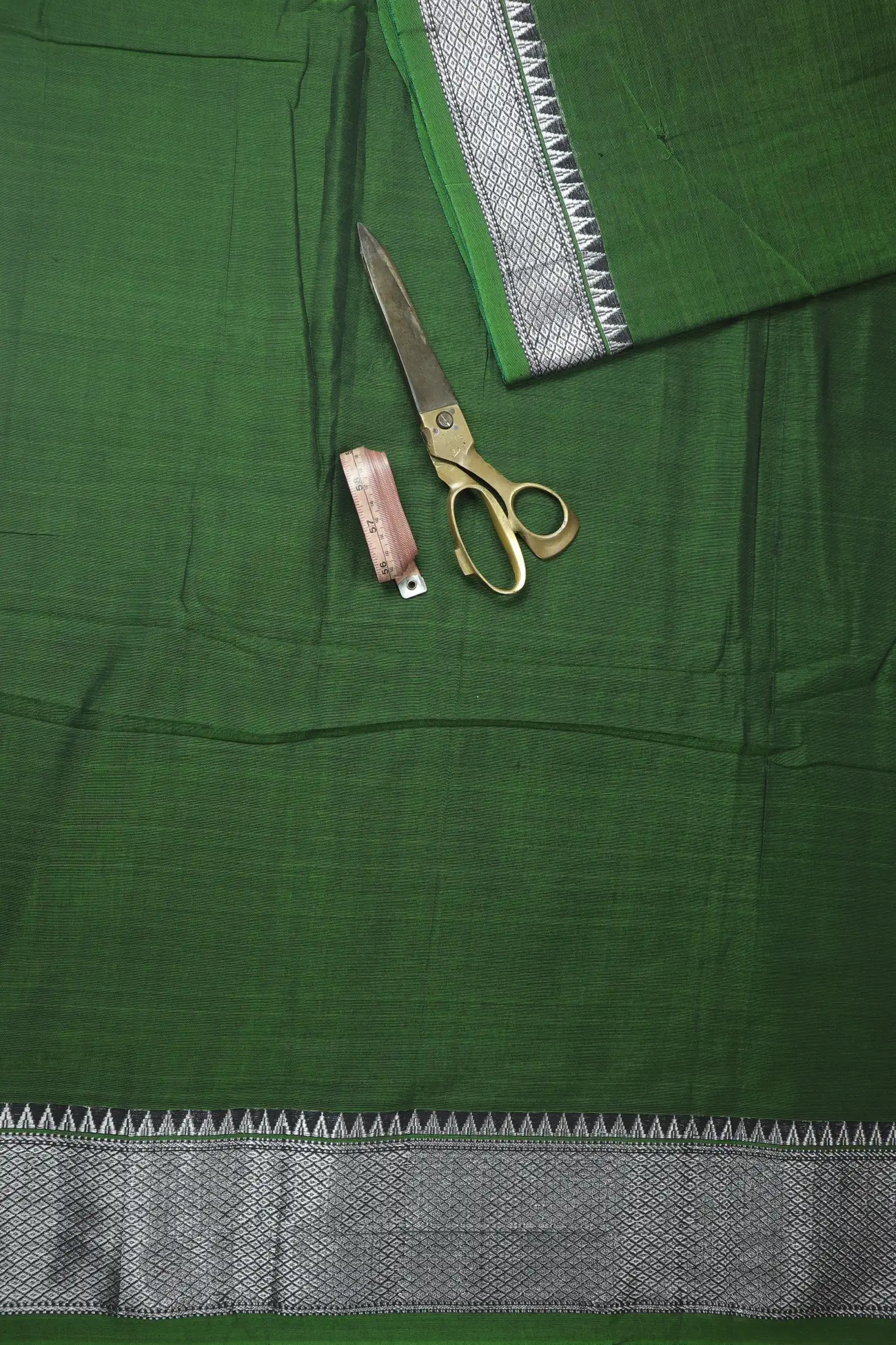 green-mayil-kan-temple-narayanpet-fabric-soft-cotton-fabric-pf000555-b