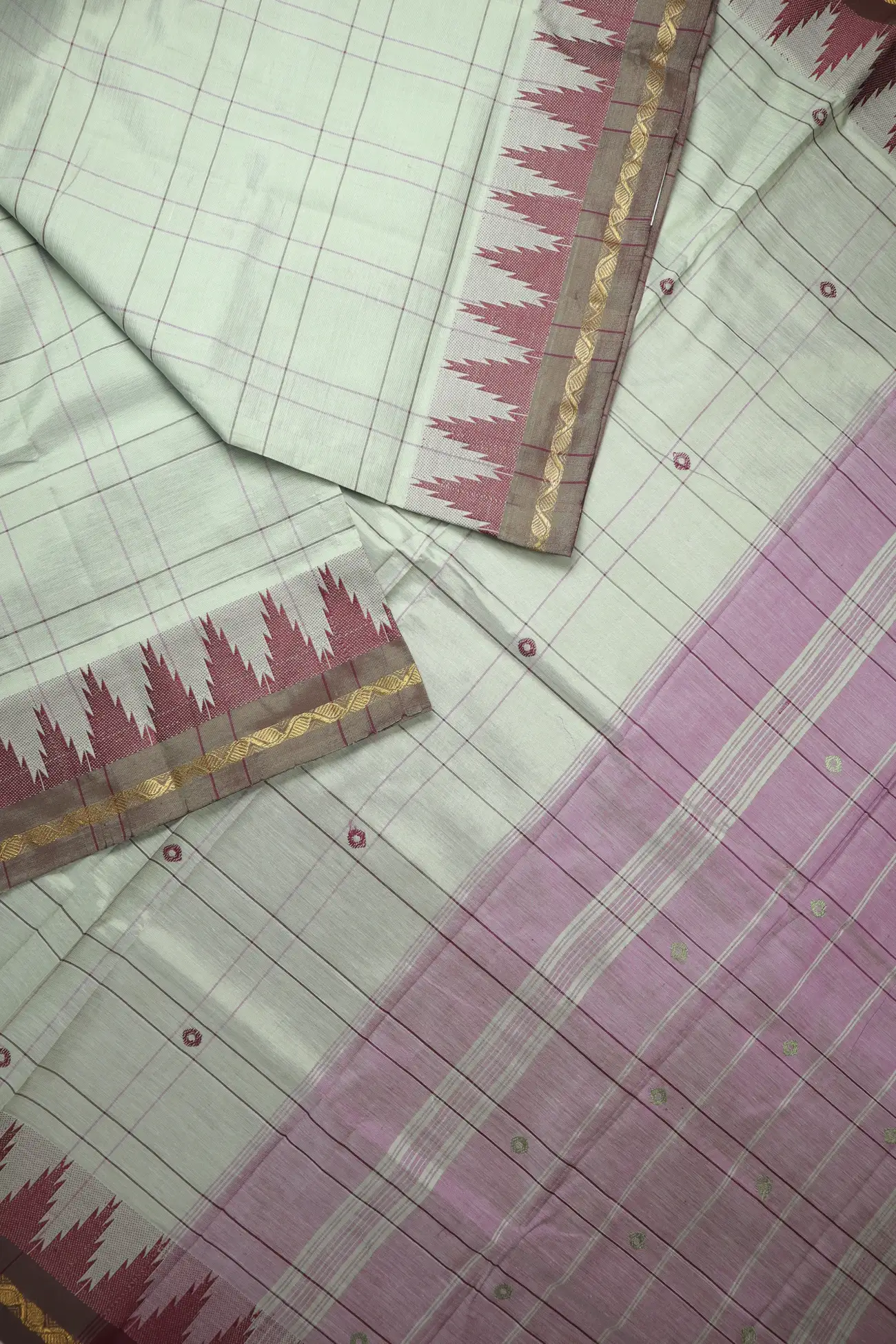 gray-temple-kundavai-saree-kun000096-b
