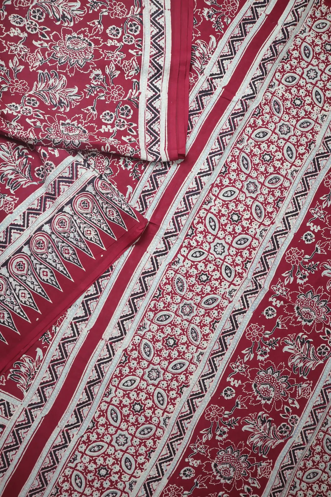 maroon-flower-ajrakh-sarees-as000220-b