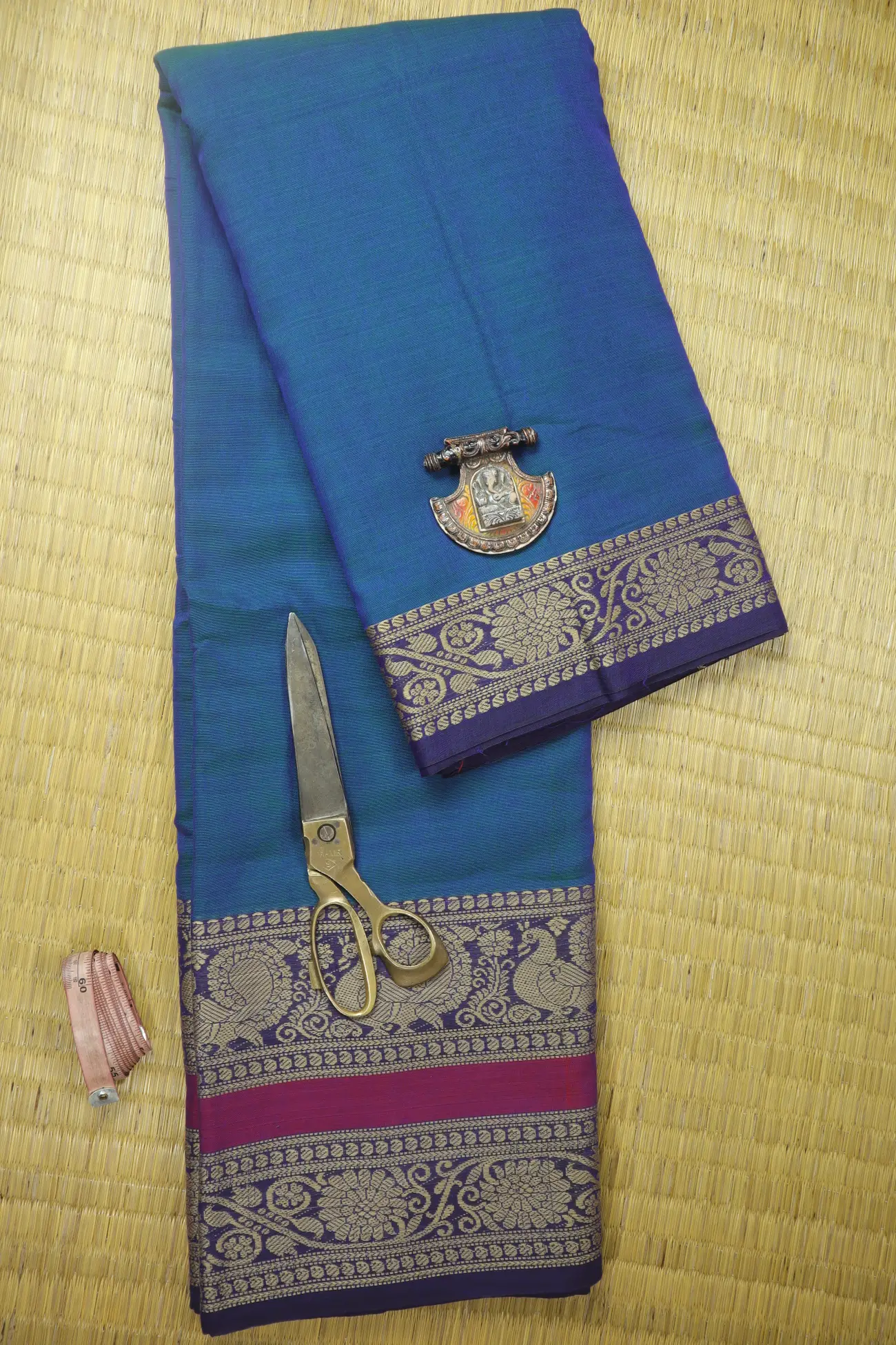 teal-peacock-narayanpet-fabric-soft-cotton-fabric-pf000562-a