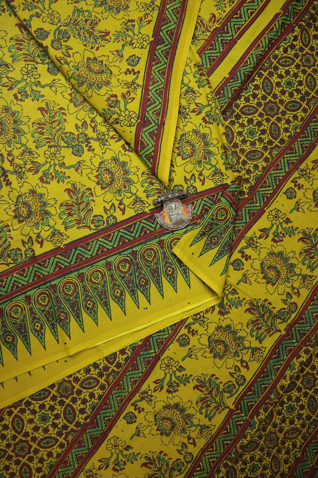 yellow-flower-ajrakh-saree-as000215-a