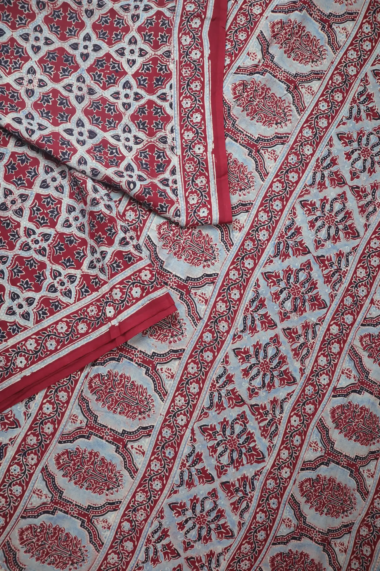 maroon-flower-ajrakh-saree-as000224-b