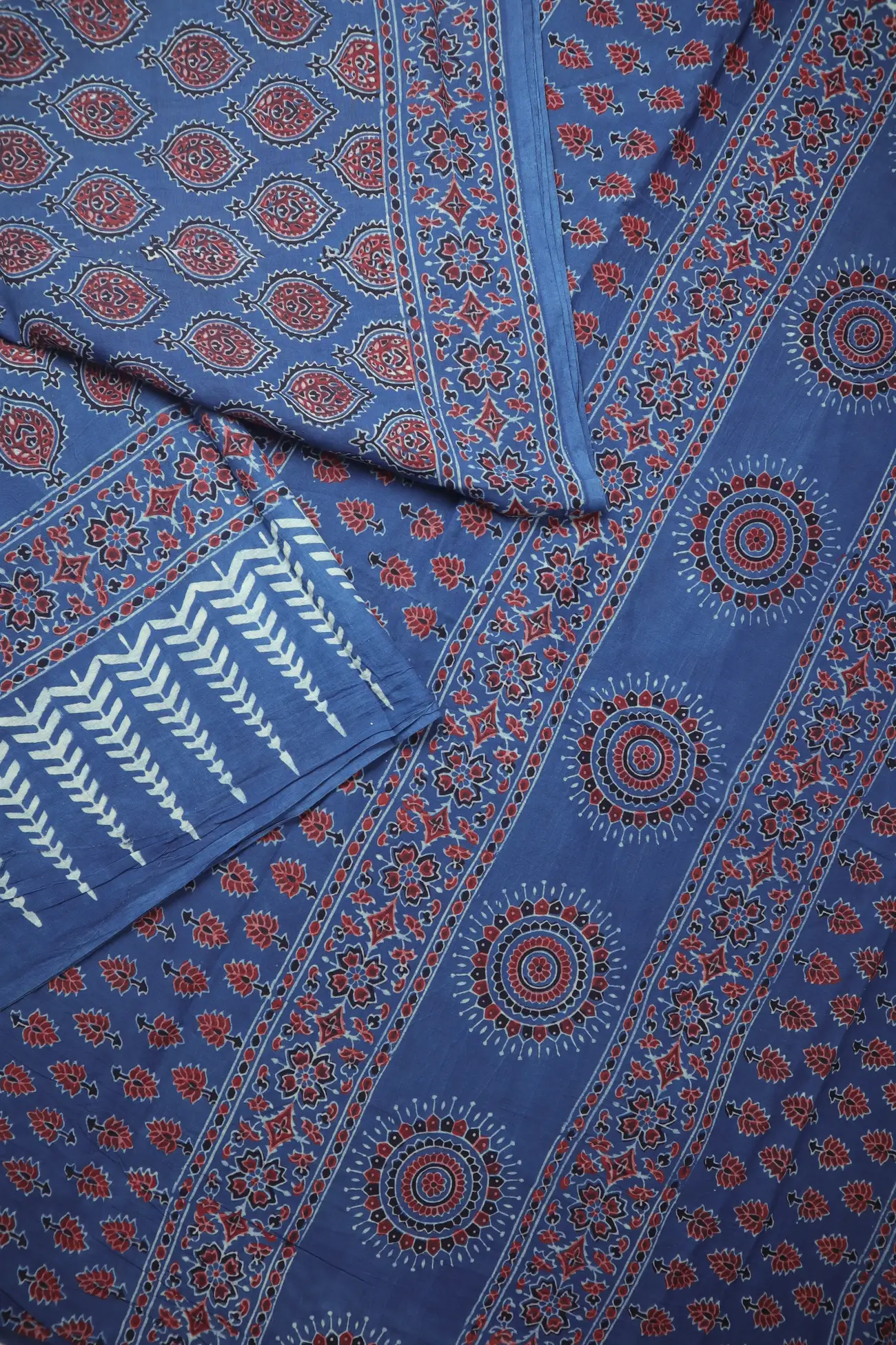 blue-flower-tree-ajrakh-saree-as000222-b