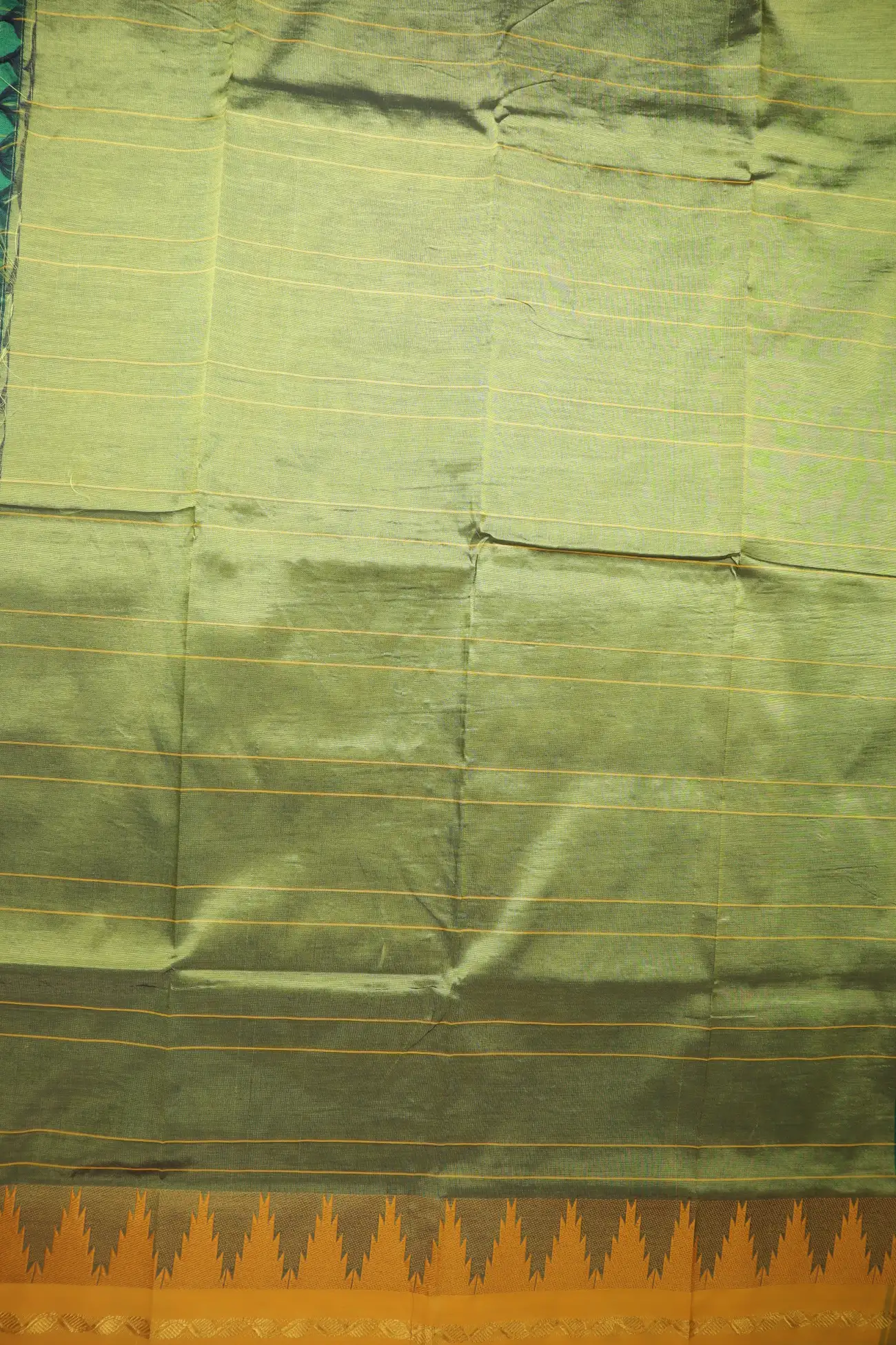 dark-green-temple-kundavai-saree-kun000119-d