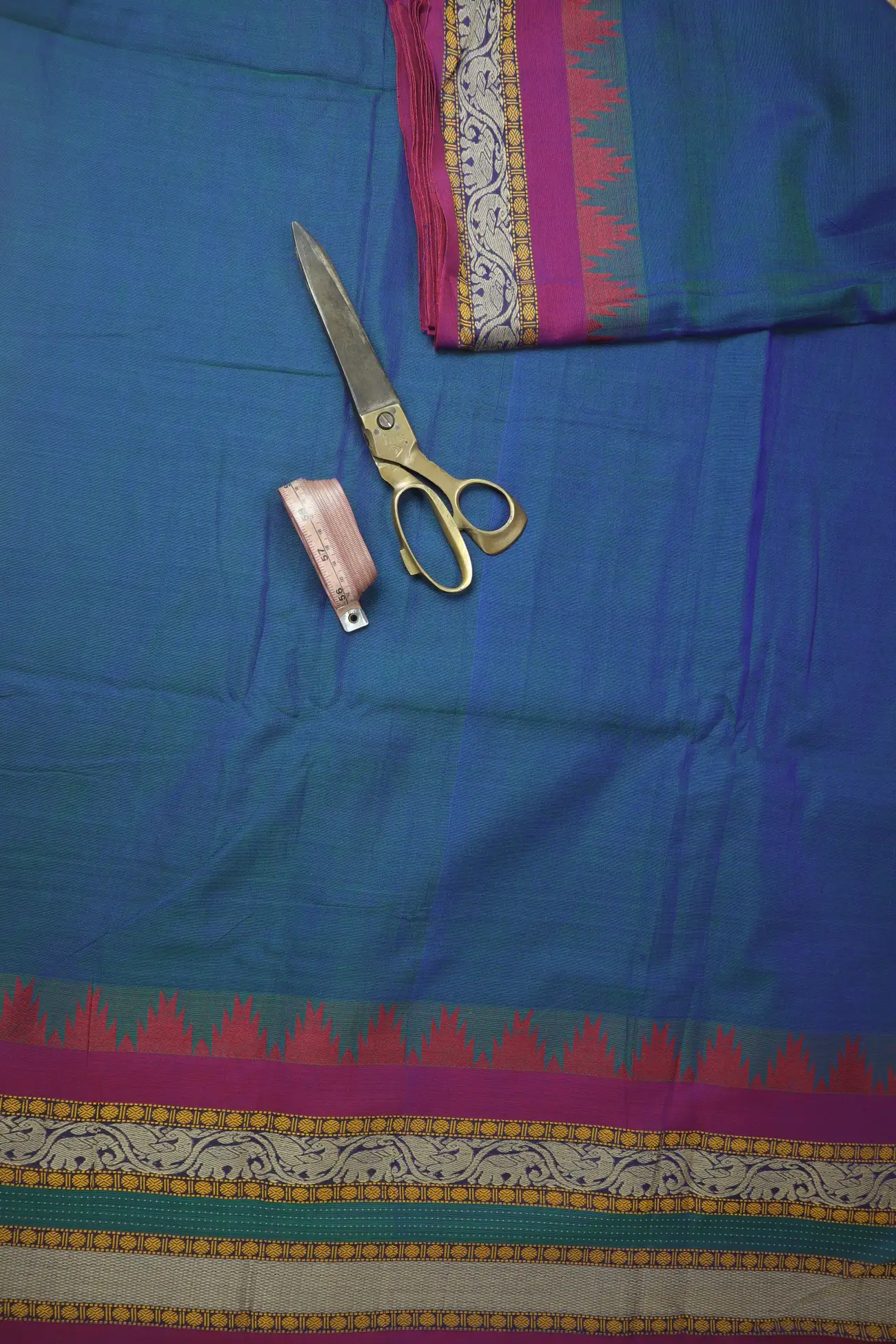 peacock-blue-thalampoo-reku-elephant-narayanpet-fabric-soft-cotton-fabric-pf000564-b