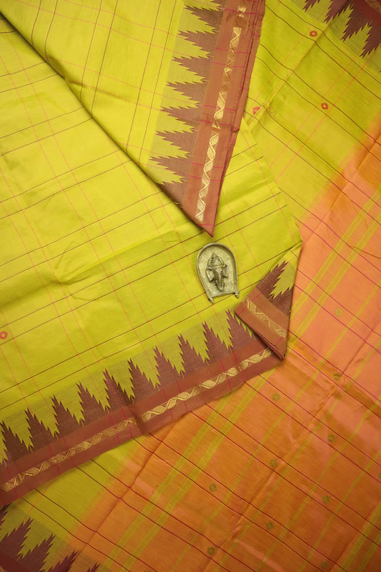 mustard-temple-kundavai-saree-kun000116-a
