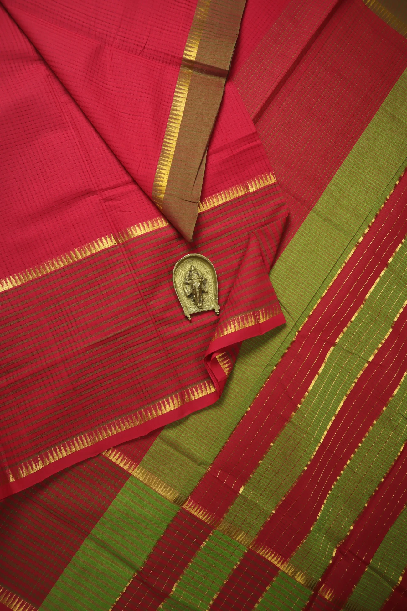 dark-red-temple-mangalagiri-saree-ml002966-a