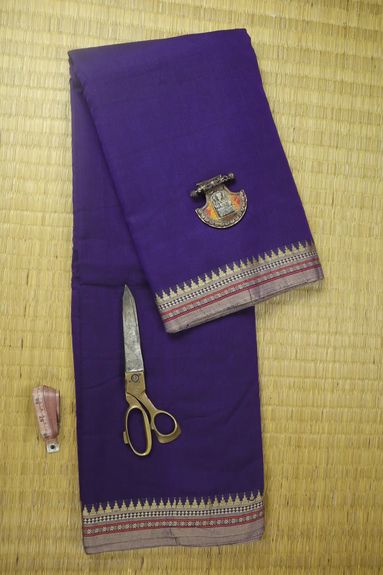 indigo-temple-ruthratcham-narayanpet-fabric-soft-cotton-fabric-pf000567-a