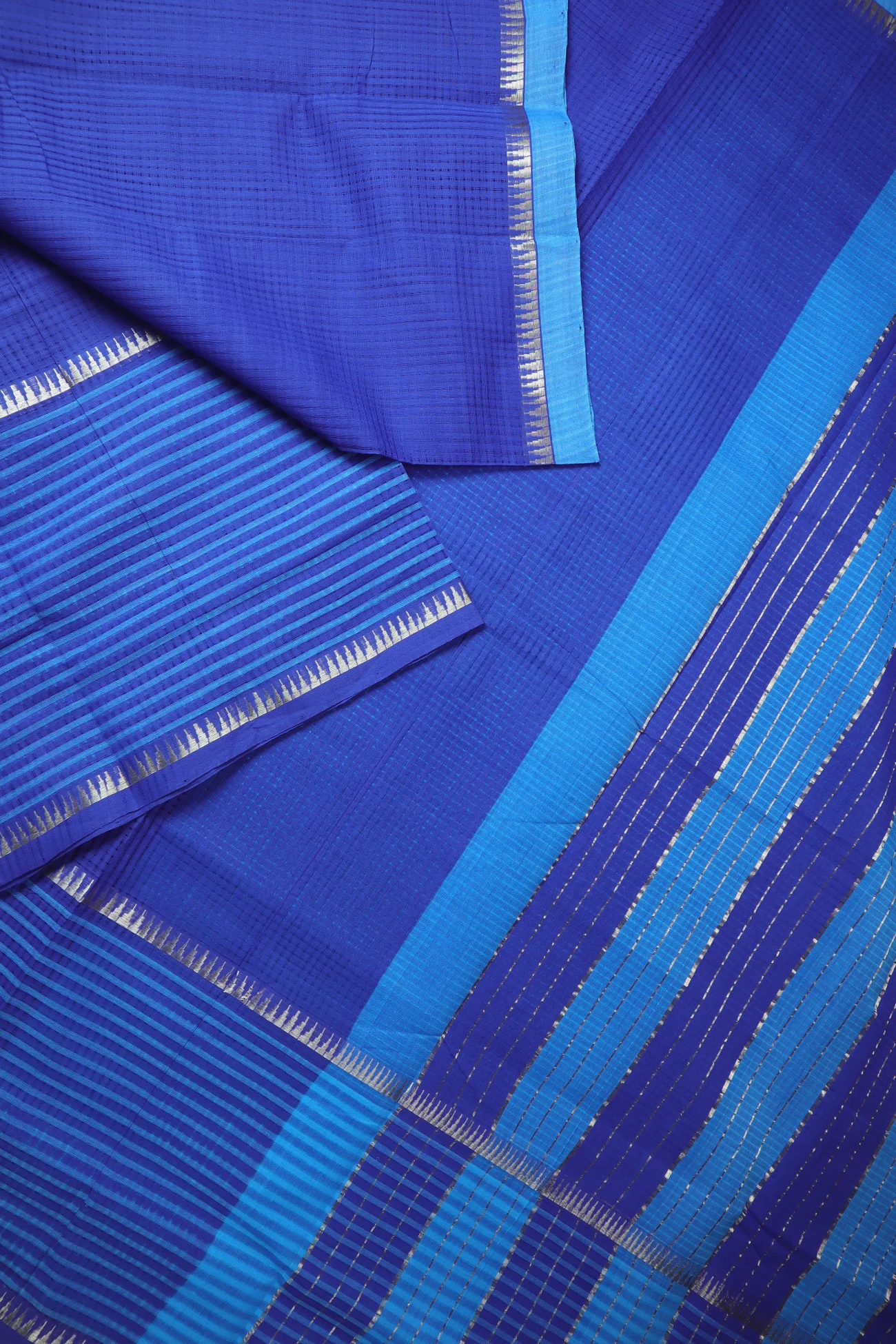 navy-missing-checks-temple-mangalagiri-saree-ml002970-b