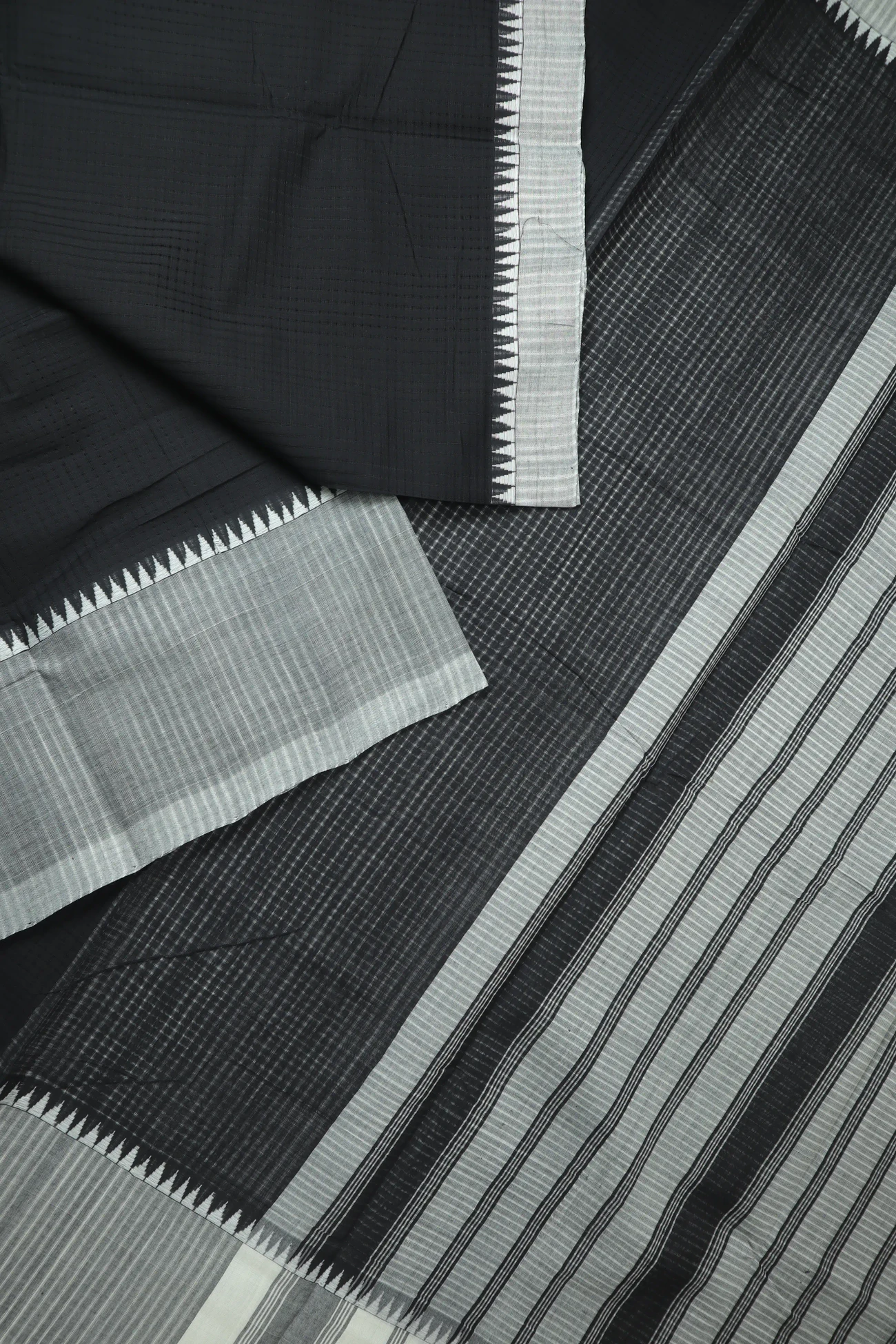 black-missing-checks-temple-mangalagiri-saree-ml002975-b