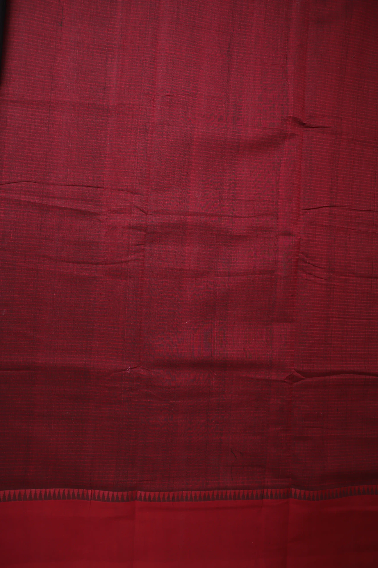 black-missing-checks-temple-mangalagiri-saree-ml002968-c