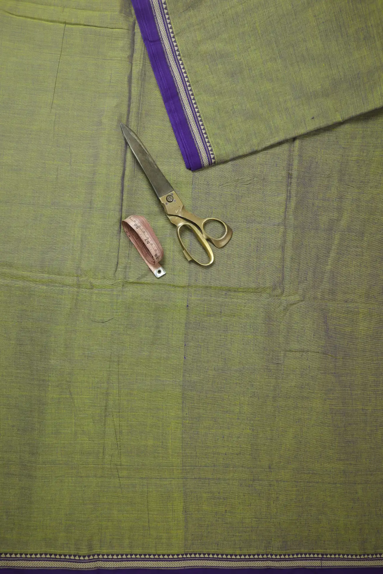 light-green-temple-narayanpet-fabric-soft-cotton-fabric-pf000576-b