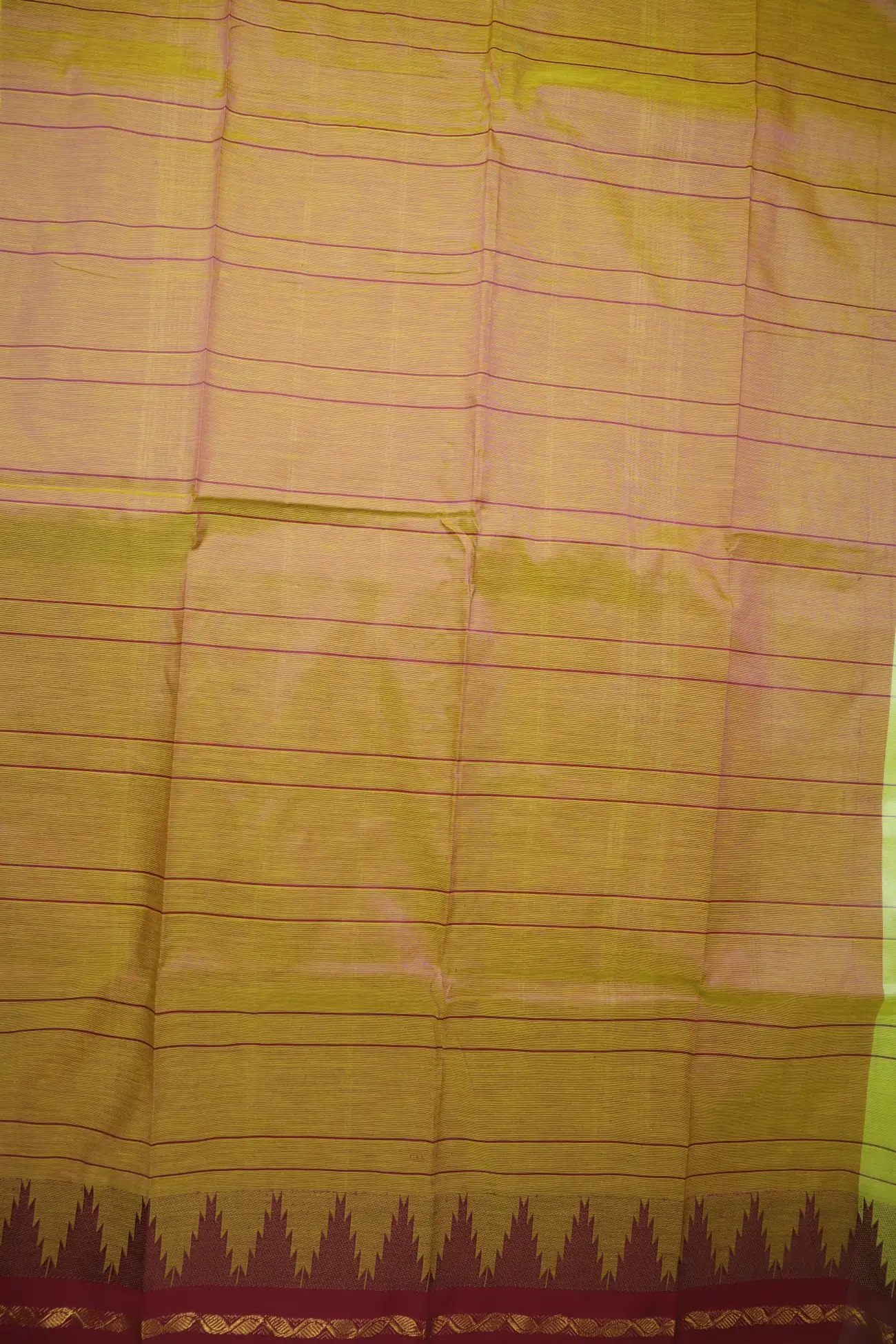beige-thalampoo-reku-leaf-kundavai-saree-kun000101-d