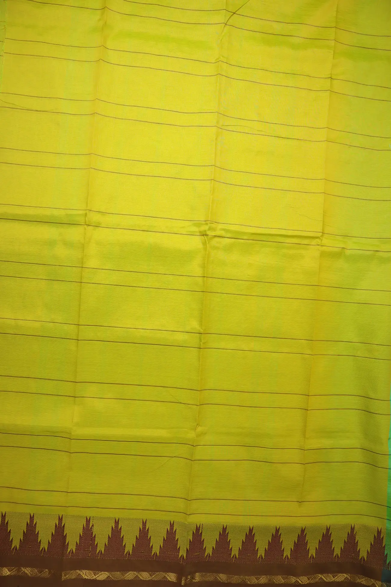 green-leaf-thalampoo-reku-kundavai-saree-kun000093-d