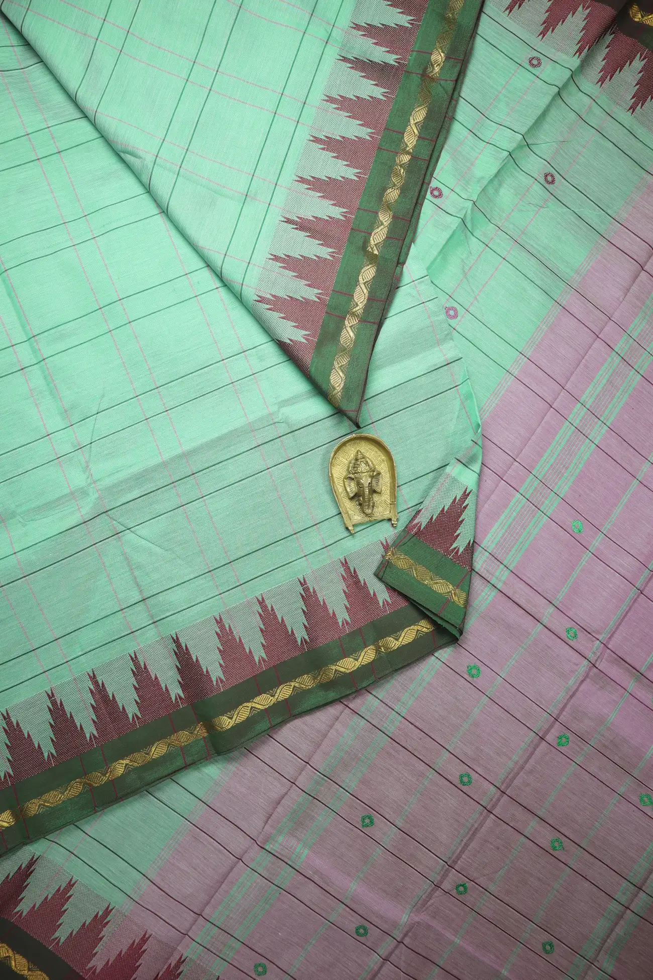 pista-green-thalampoo-reku-leaf-kundavai-saree-kun000104-a