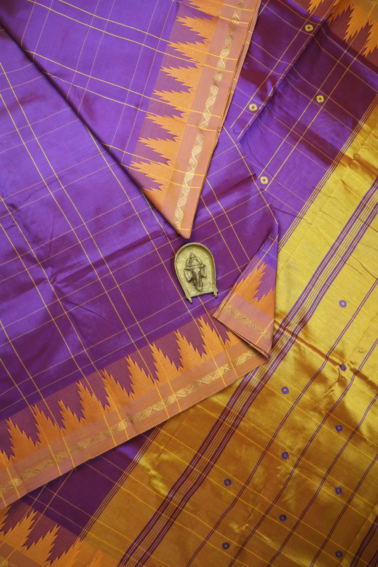 purple-leaf-kundavai-saree-kun000115-a