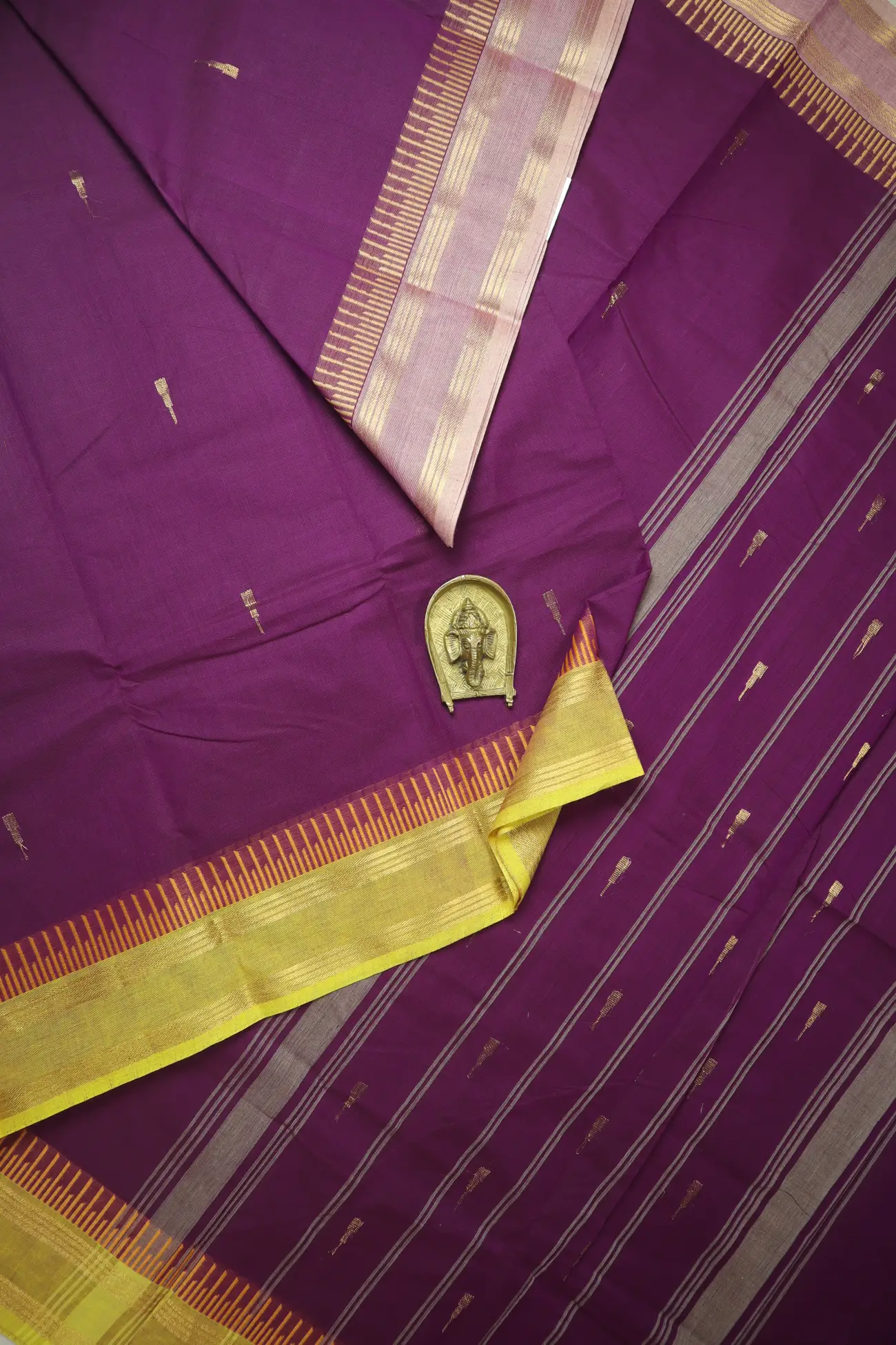 purple-rain-drops-mallimokku-grand-chettinad-saree-gc002851-a
