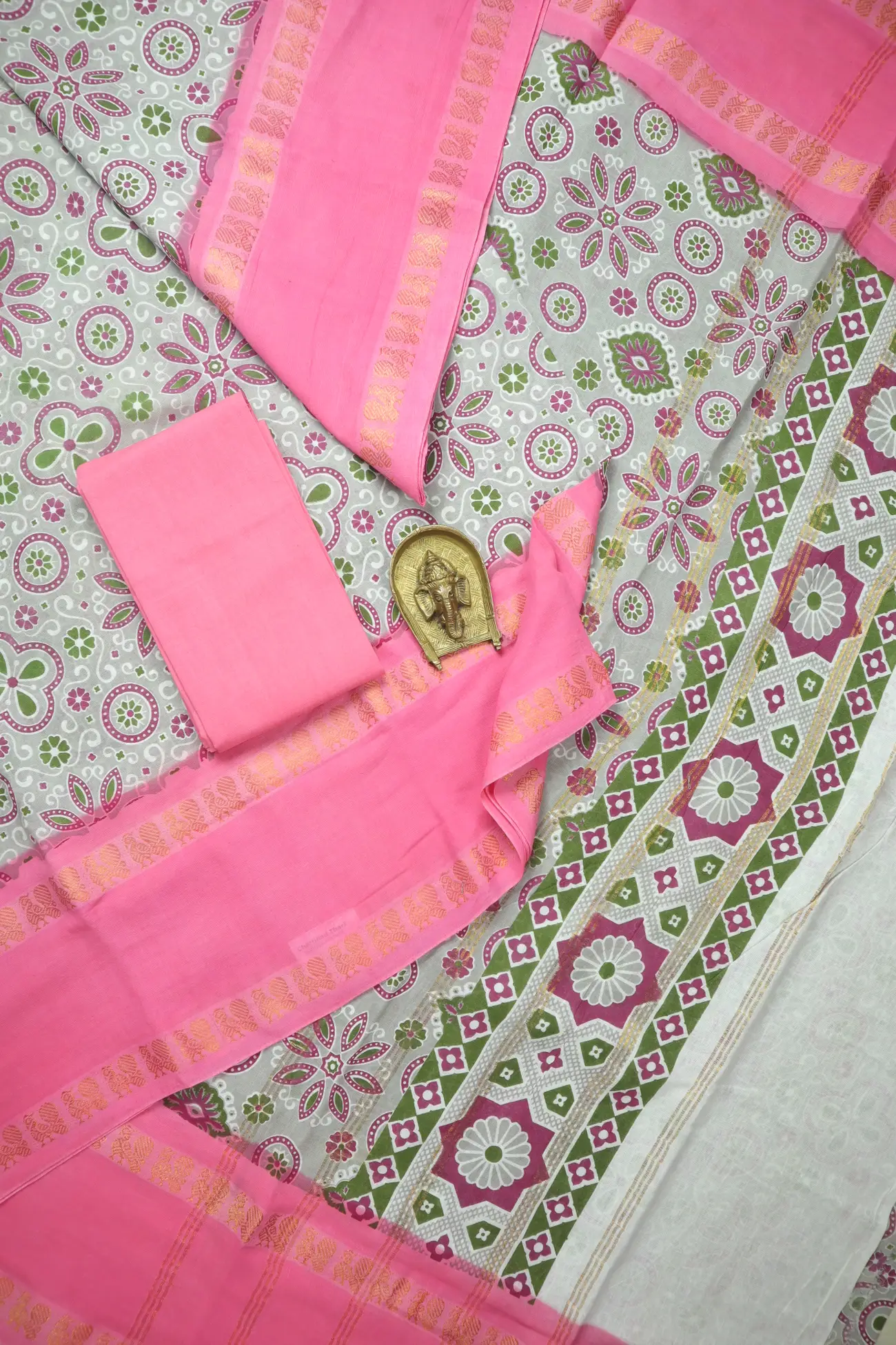 gray-flower-peacock-rettai-pettu-madurai-sungudi-saree-ss006597-a