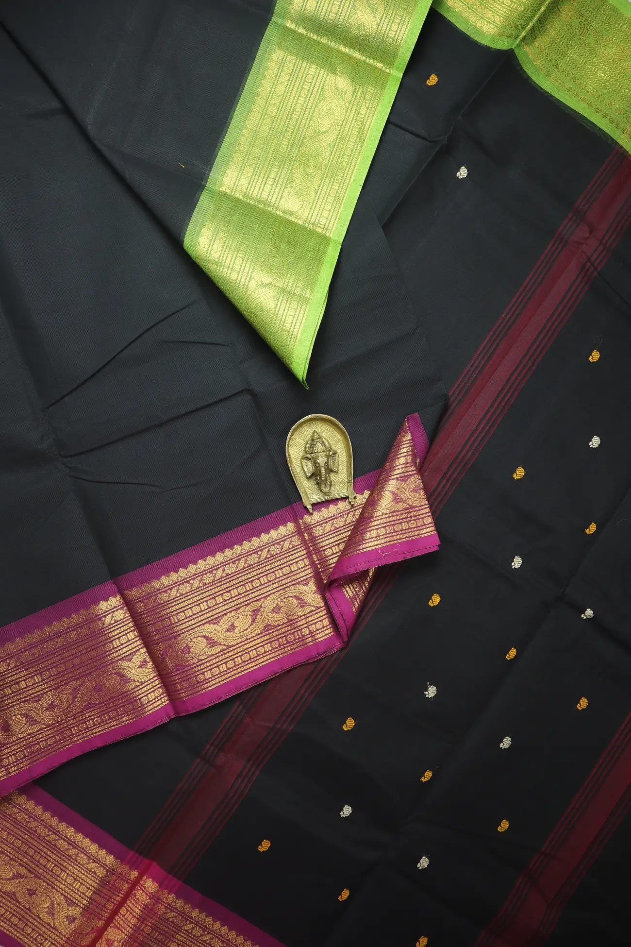 black-flower-grand-chettinad-saree-gc002847-a