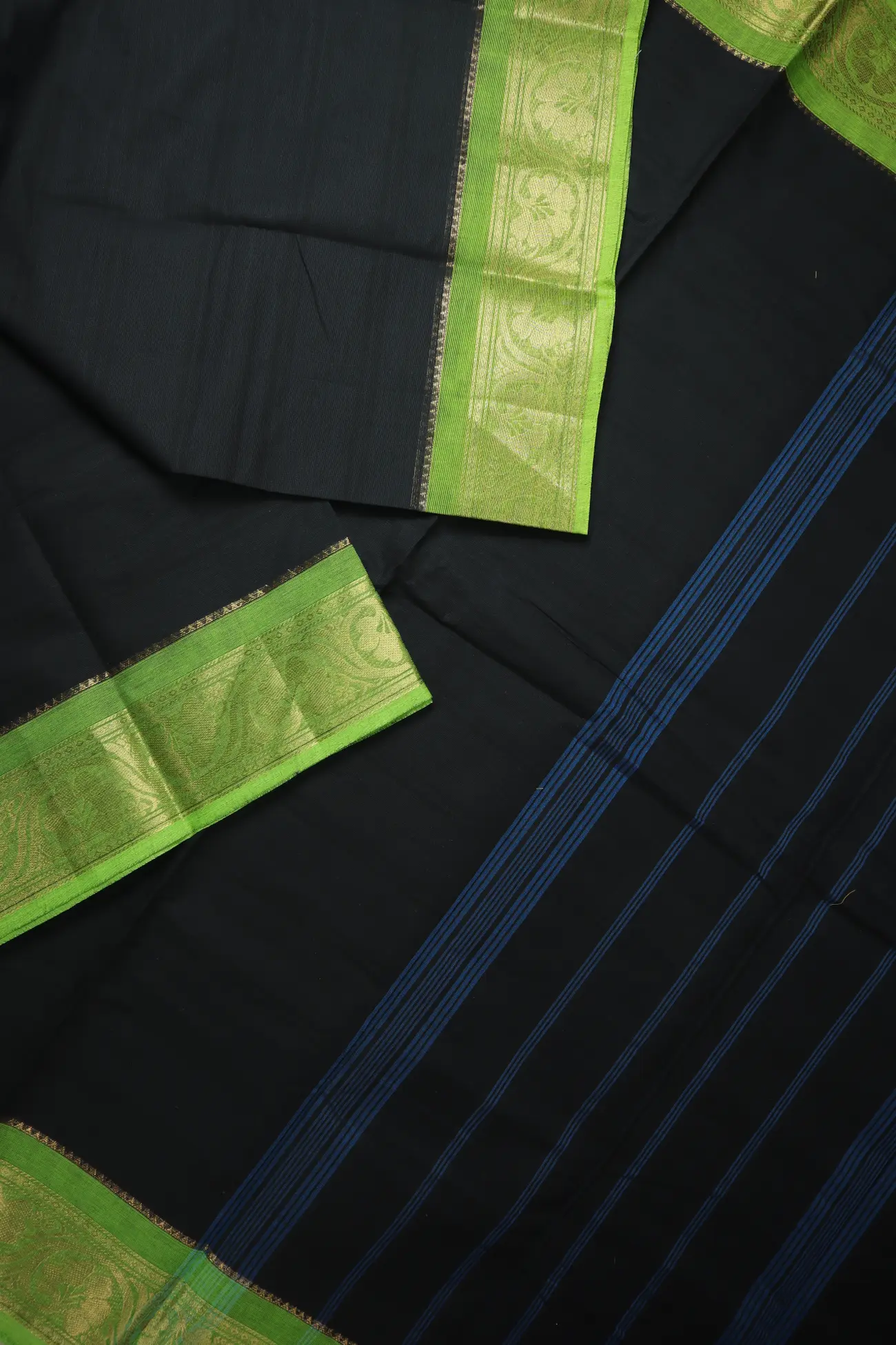 black-flower-grand-chettinad-saree-gc000692-b