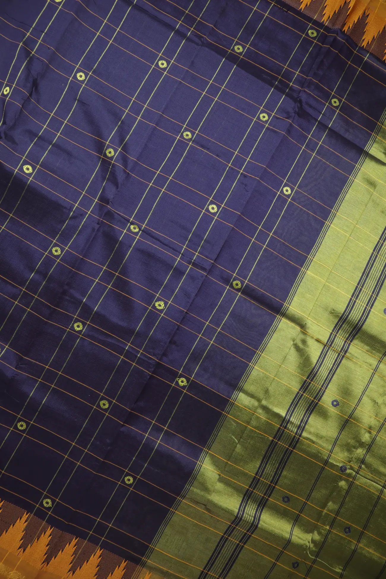navy-temple-kundavai-saree-kun000099-c