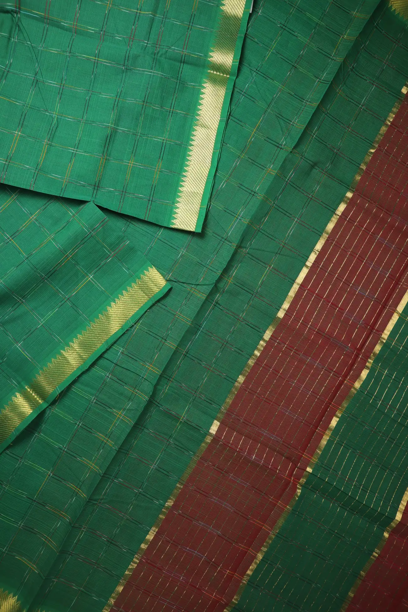 dark-green-checked-bavanji-border-mangalagiri-saree-ml002962-b