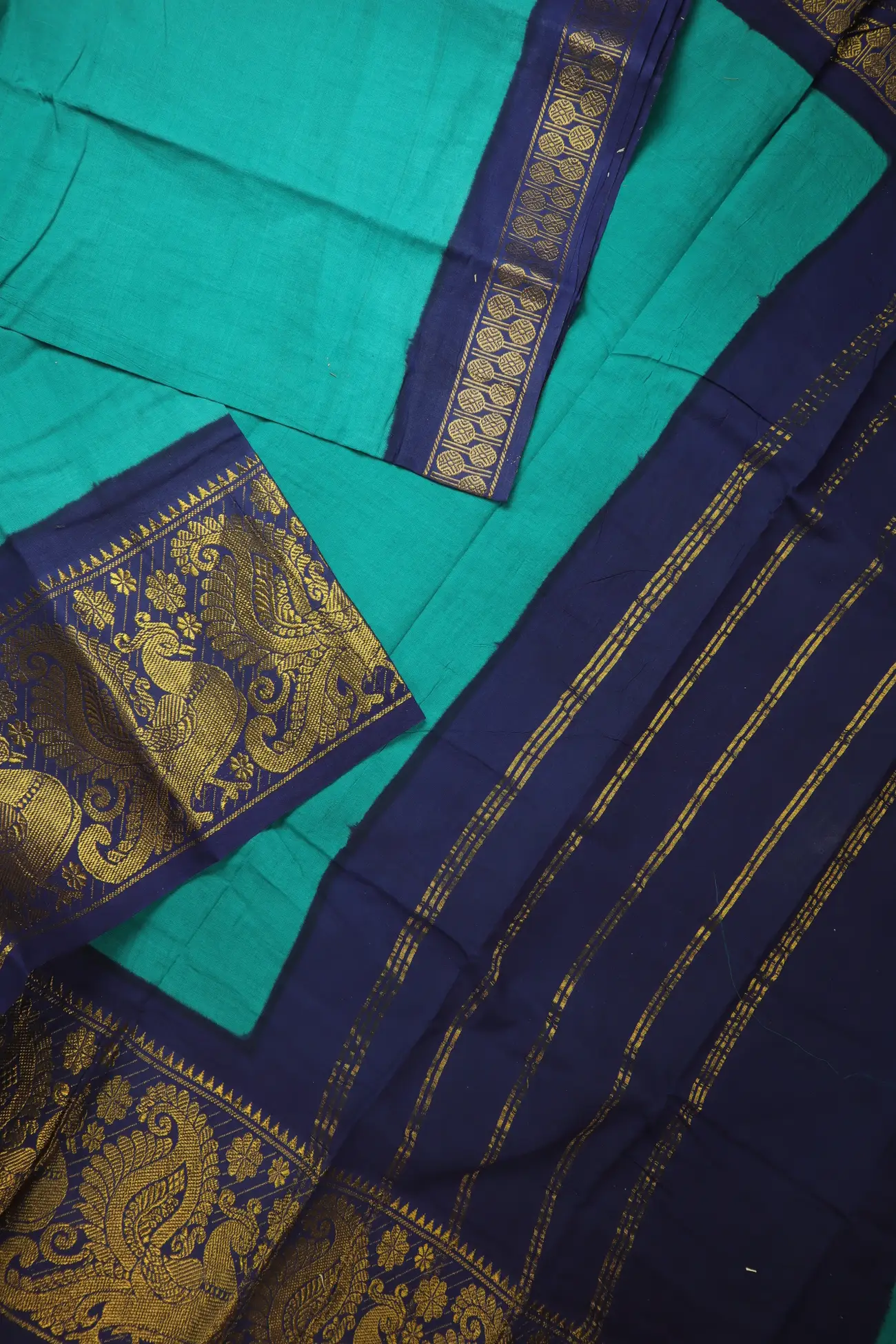 turquoise-peacock-madurai-sungudi-saree-ss006587-b
