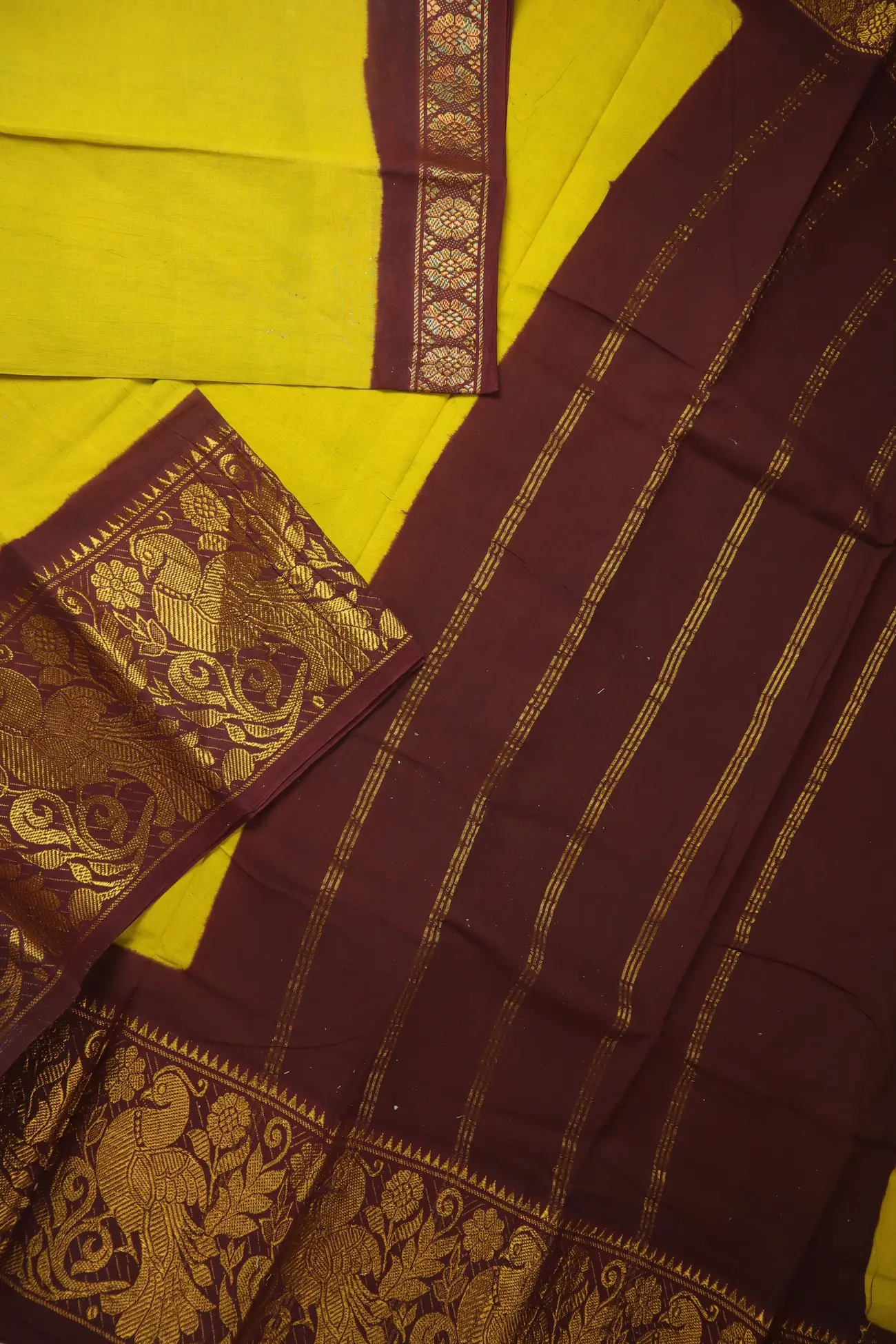 goldenrod-flower-peacock-madurai-sungudi-saree-ss006583-b
